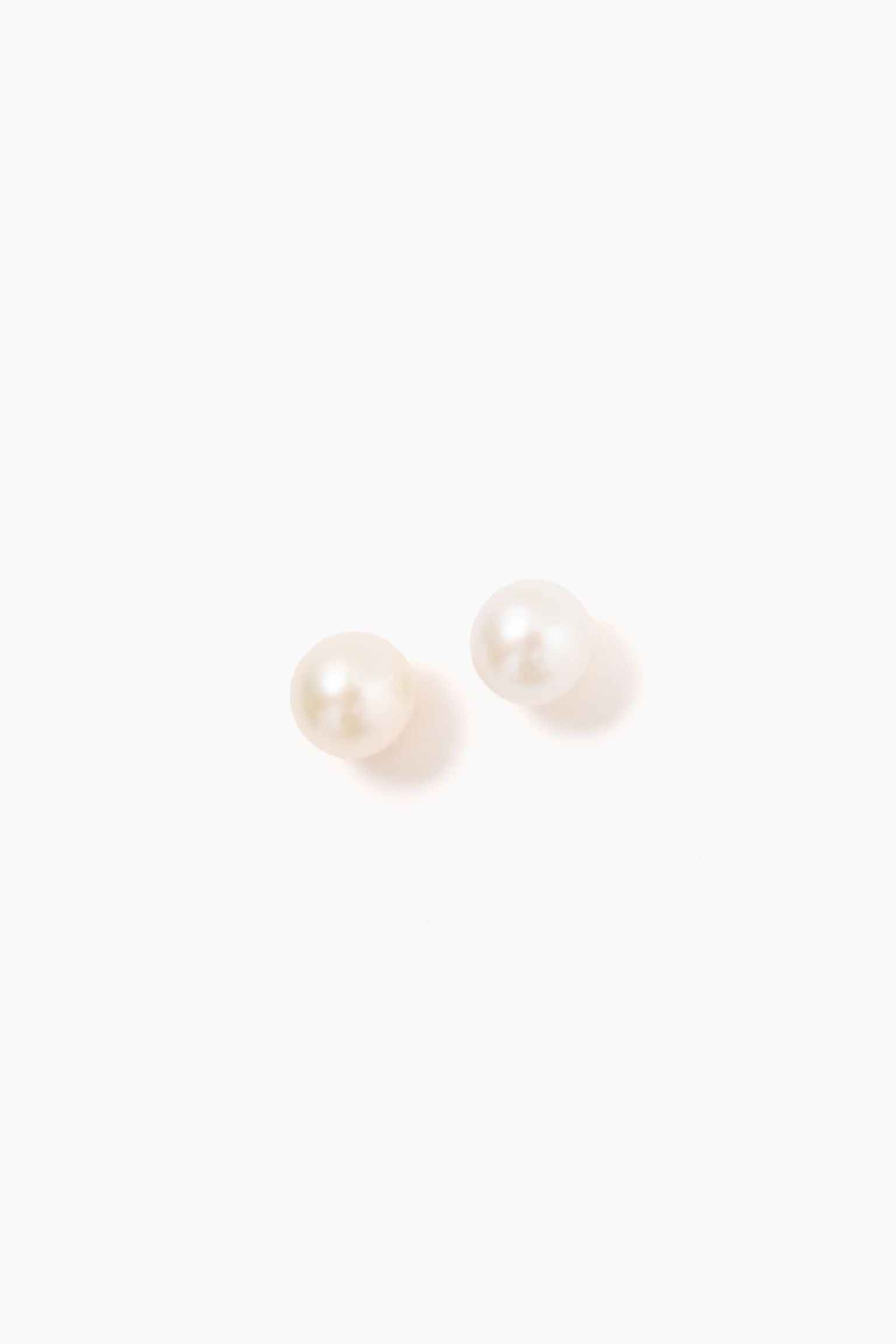 10MM Pearl Stud Earring | Tuckernuck (US)