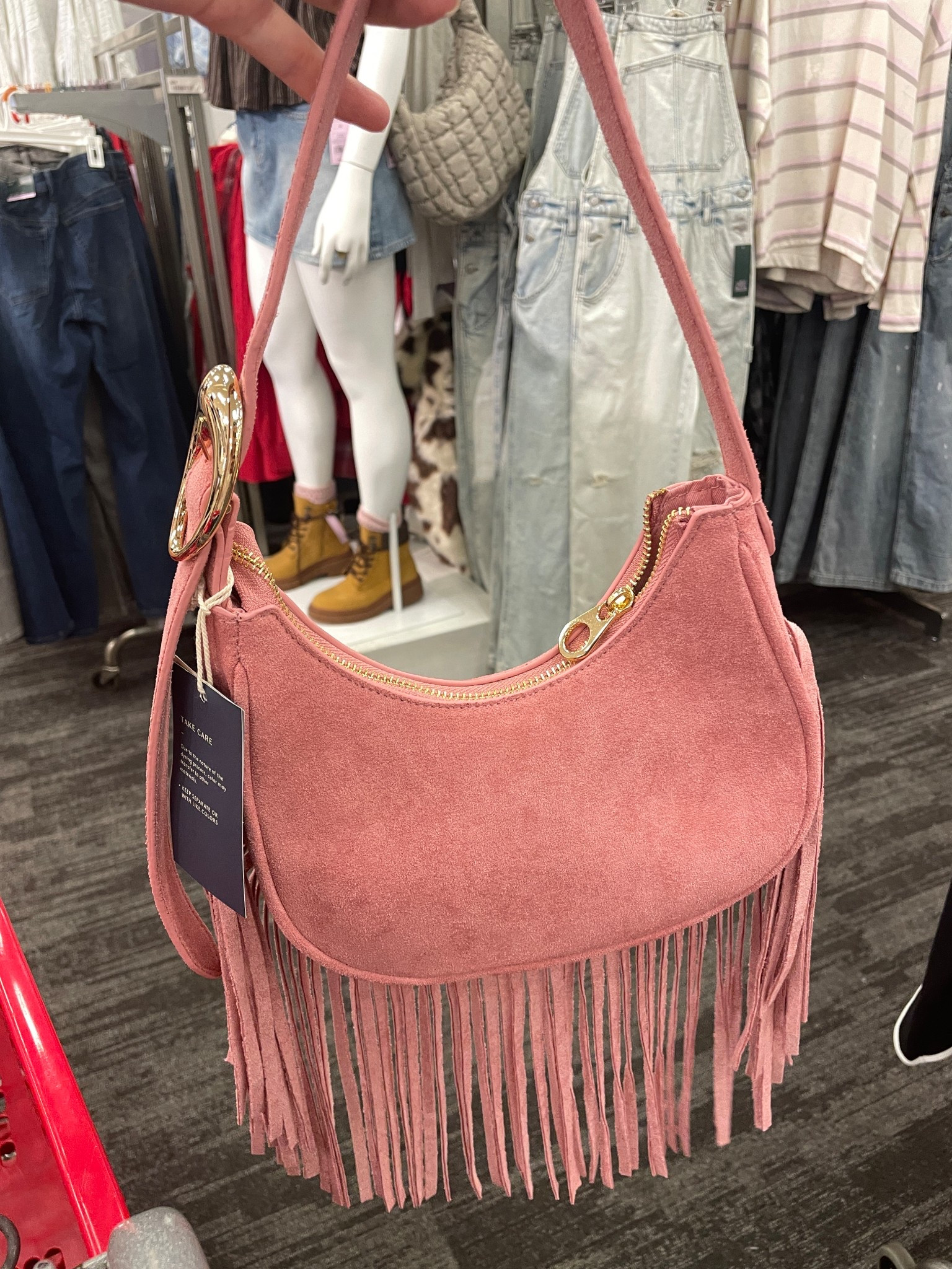 Pink Suede Fringe Purse from Target💗 (exact color on link)



purse, pink core, barbie core, western style, western apparel, country outfit, country concert outfit, galentines, gift ideas, girly things, target finds, fringe purse, cowgirl, country fashion, western wear, music festival style 