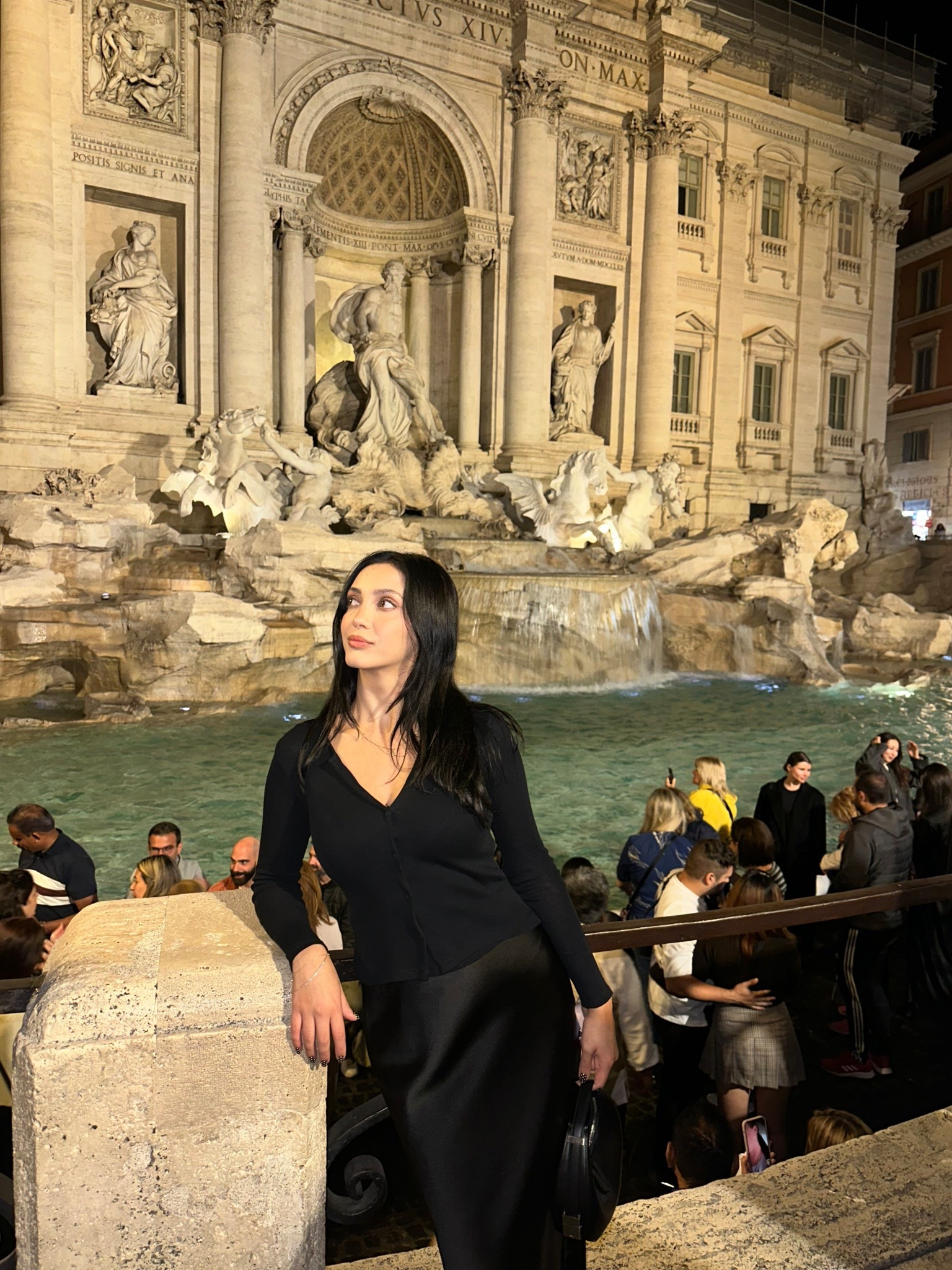 Black maxi satin skirt & Osoi black Toni leather mini bag - Rome autumn outfit

#LTKStyleTip #LTKFindsUnder50 #LTKSeasonal