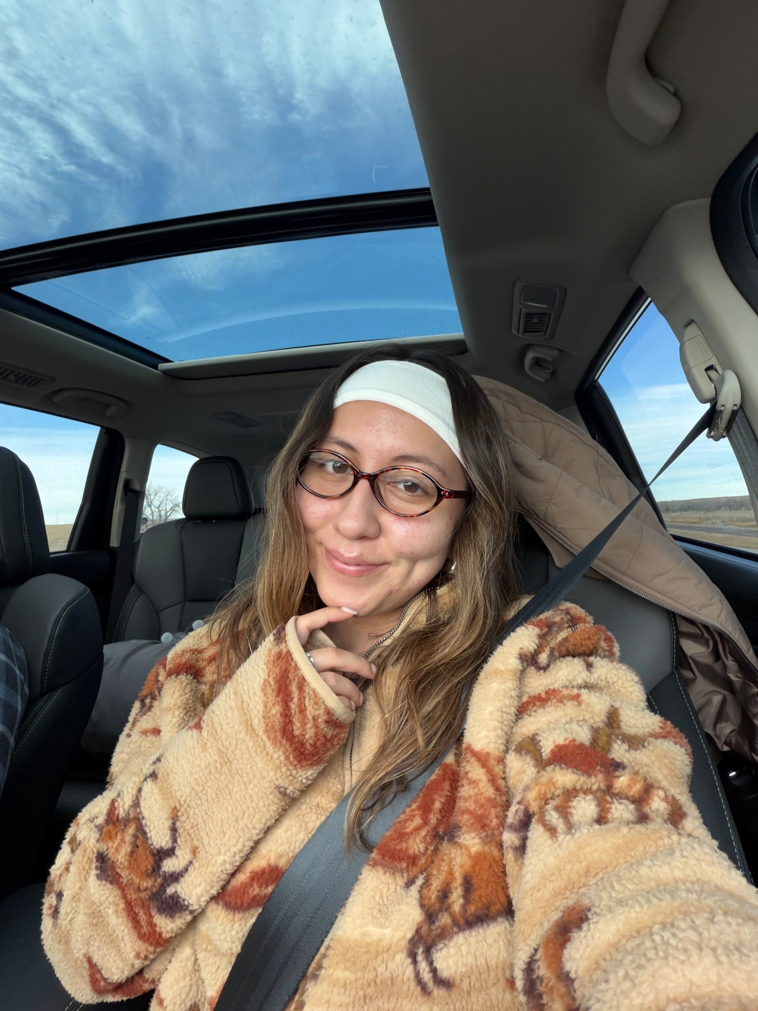 road tripping to missouri for the holidays! love the sherpas at old navy right now… this is my second one. wearing a size medium! 



#LTKootd #LTKFindsUnder50 #LTKSeasonal