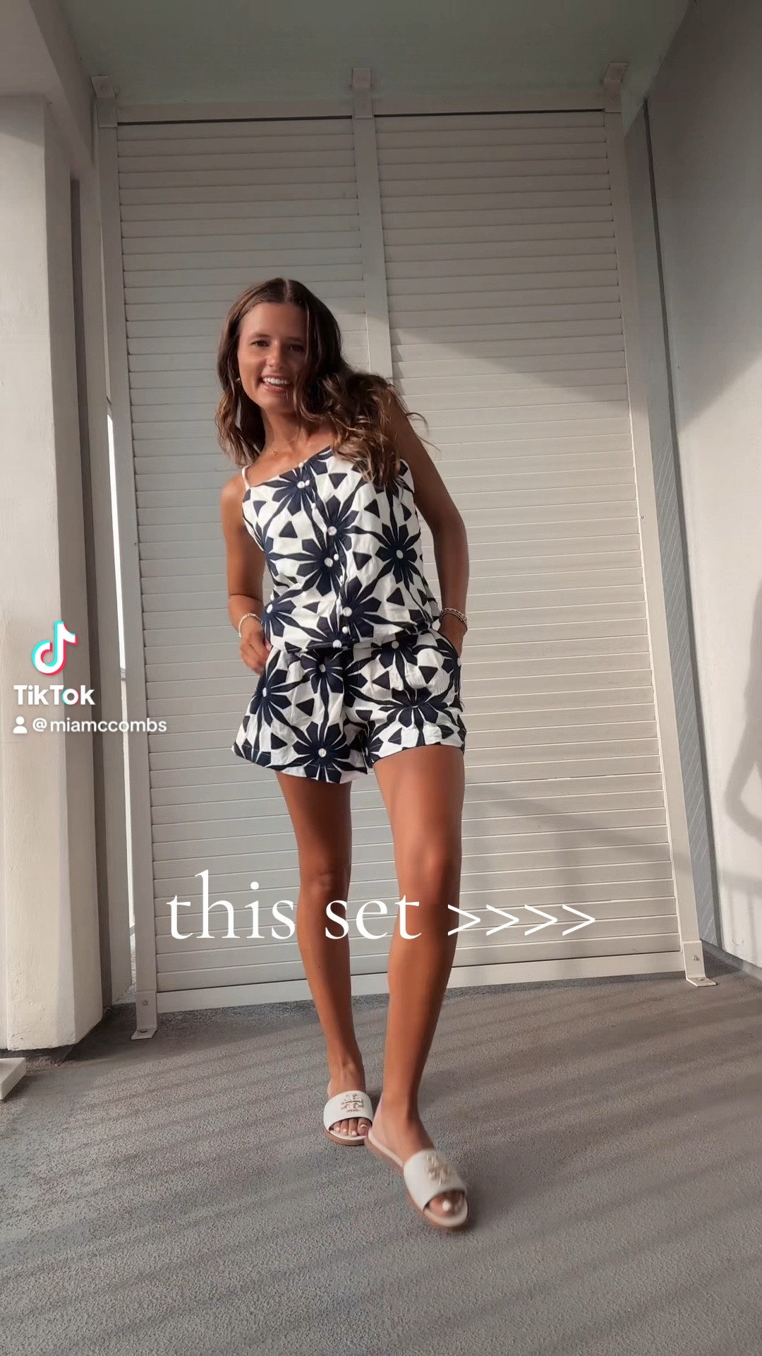 The CUTEST set!!!💙🤍

#LTKU #LTKVideo #LTKStyleTip