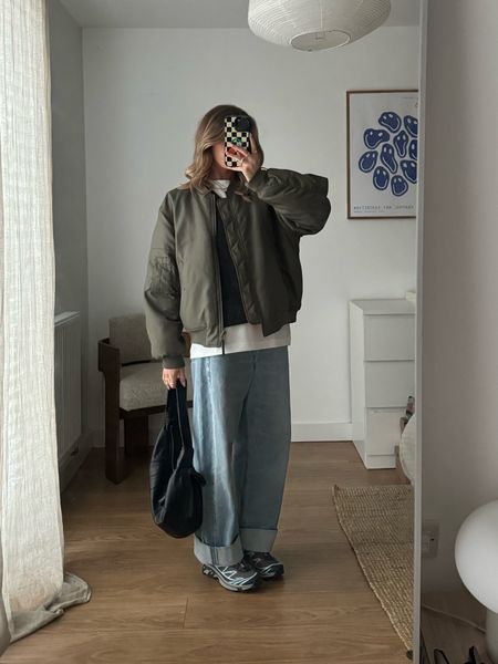 Green bomber jacket, casual outfit, spring outfit, baggy jeans, citizens of humanity jeans, Salomon xt6 sneakers, la Maire bag 



#LTKSeasonal #LTKeurope
