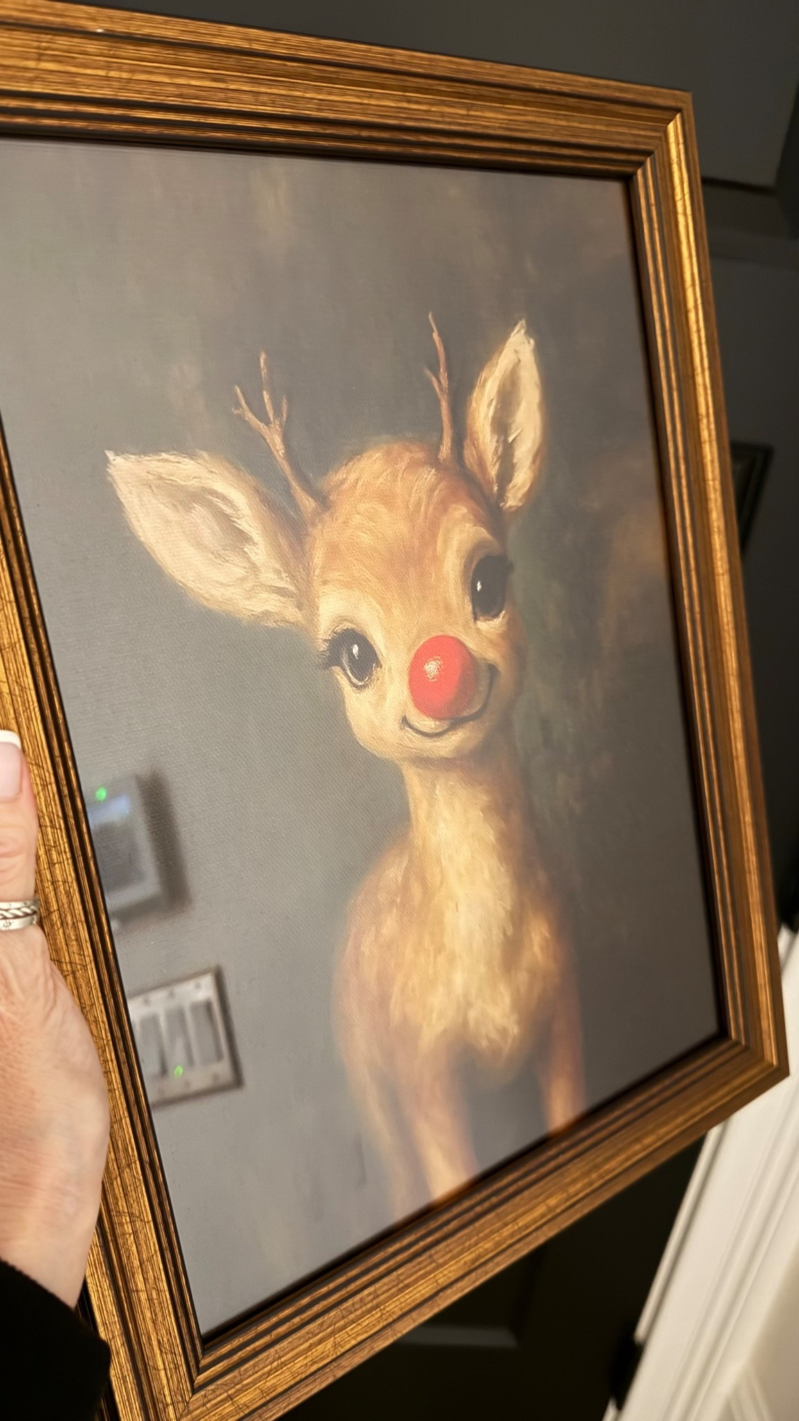 The cutest reindeer picture to addd to your Christmas decor! 

Christmas decor, reindeer, Christmas art 

#christmasdecorations

#LTKHoliday #LTKSeasonal