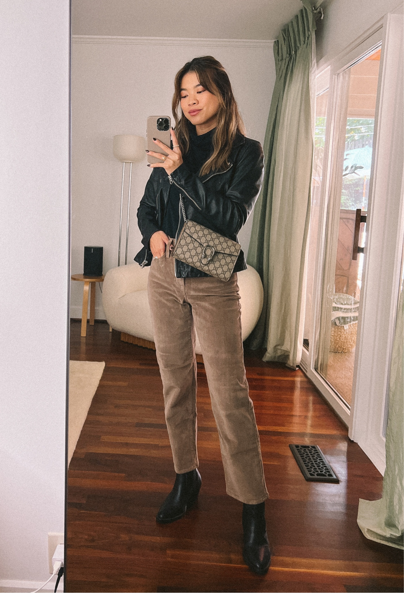 Madewell fall moto jacket and corduroy pants.

Jacket - XXS/XS
Pants - 00/0 

#fallfashion
#fallstyle
#falloutfits
#petitefashion
#jacket
#top
#corduroy
#pants 
#seasonalfashion 
#handbag 
#booties 

#LTKSeasonal #LTKsalealert #LTKSale