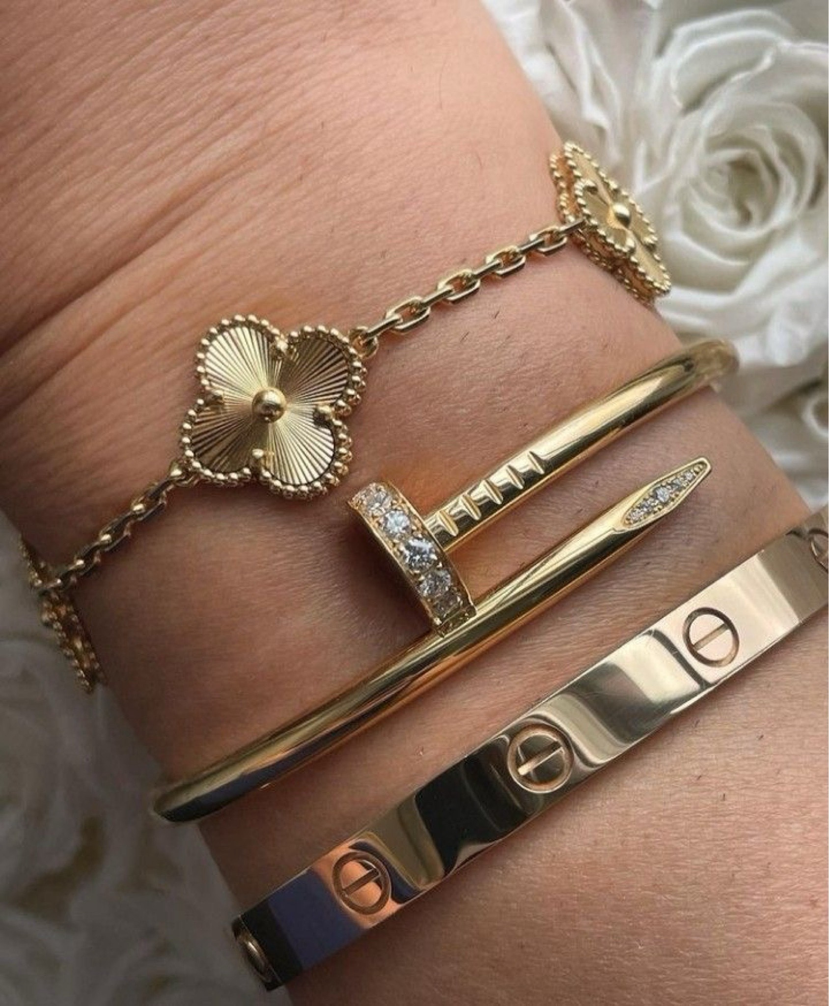 Candy arm Van Cleef and Cartier bracelets
Super good and affordable 
#dhgate

#LTKsalealert #LTKfindsunder100 #LTKfindsunder50