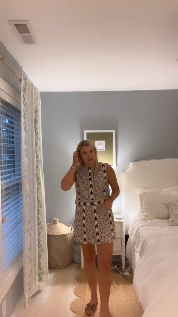 New favorite set from Julia amory I took a small in each 

#LTKParties #LTKSeasonal #LTKStyleTip