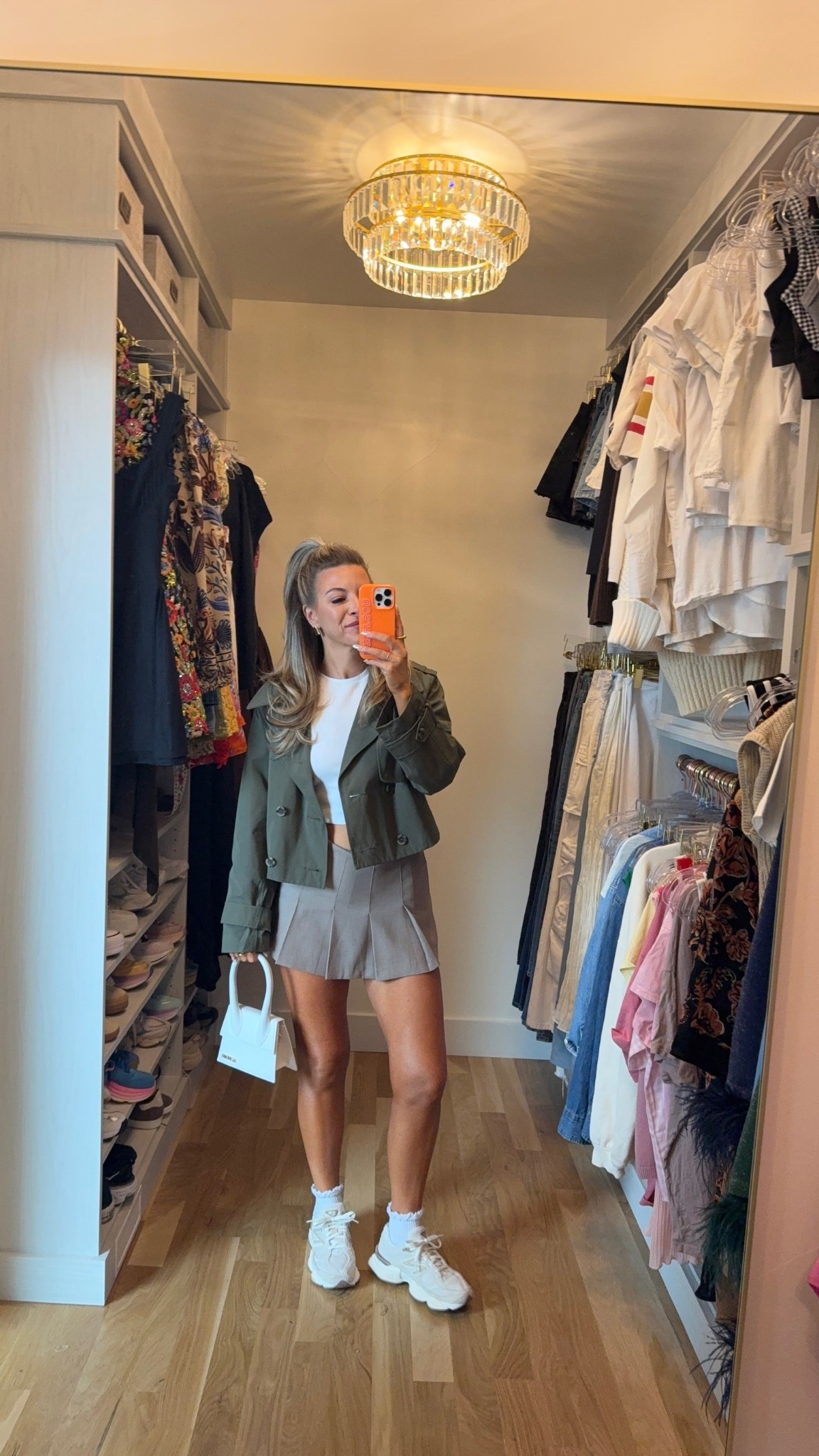 Fall transitional everyday casual pleated skirt with green cropped jackett

Abercrombie code: AFLTK
electric picks code: emerson20

Wearing xs skirt small tops 

Fall transitional
Pleated skirt
Workwear
Fall party
White baby tee
Green cropped jacket
Cropped trench


#LTKFallSale #LTKStyleTip #LTKFindsUnder100