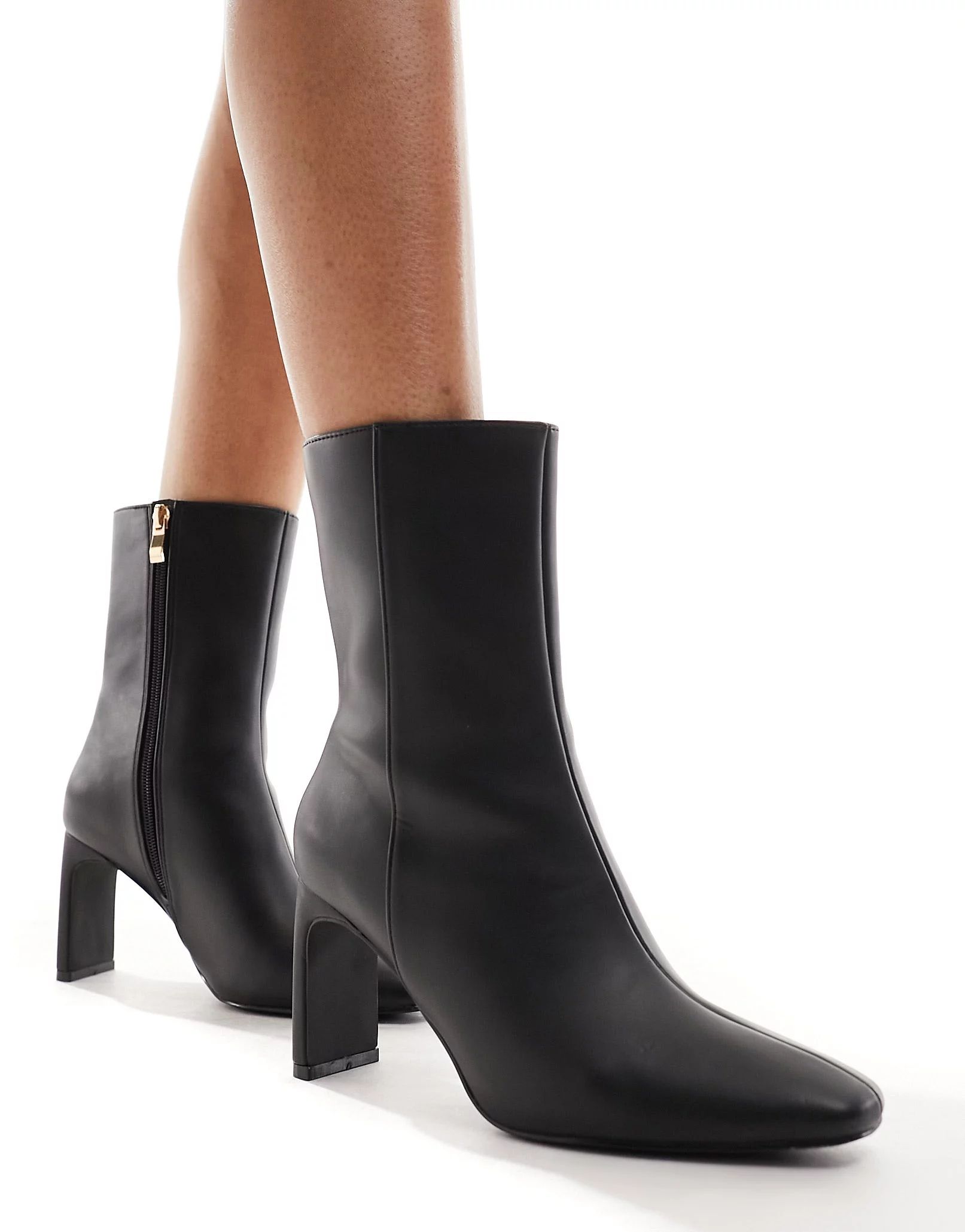 New Look pointed heeled ankle boot in black | ASOS (Global)