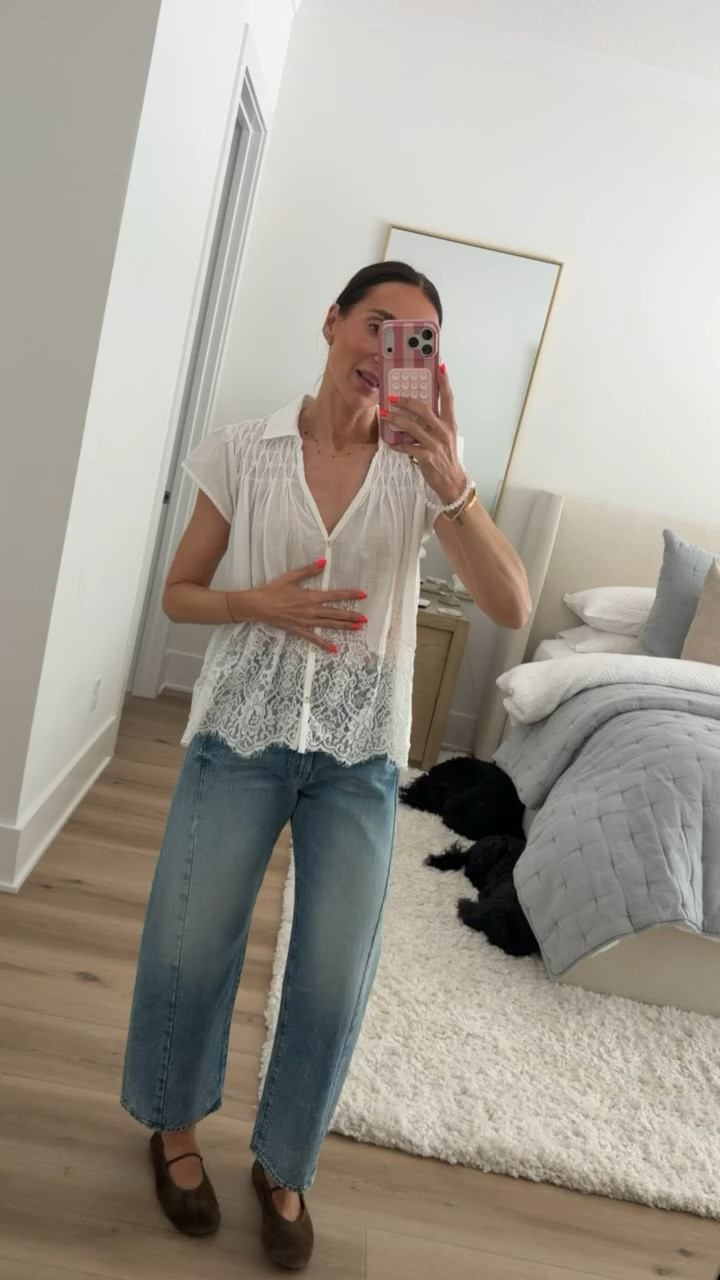 Anthropologie early fall outfit, I'm wearing size XS in top, 25 in jeans.