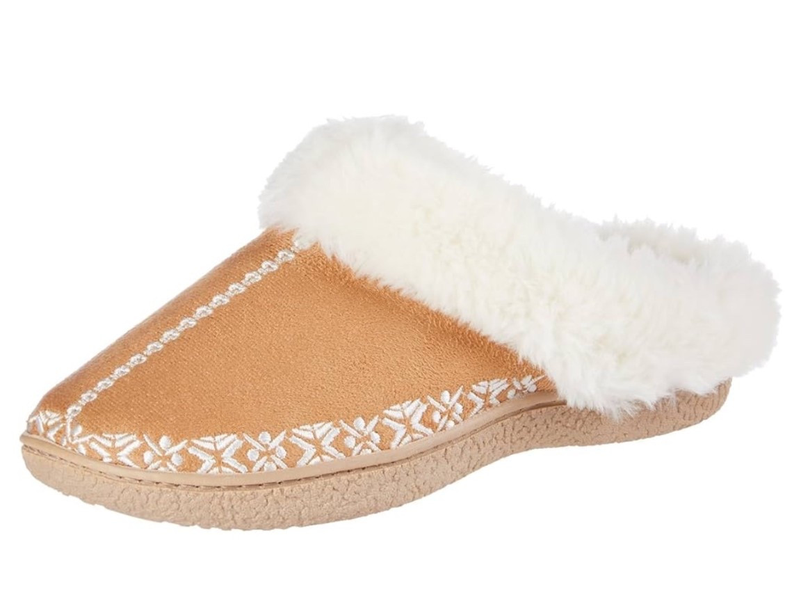 Warm weather essentials ❄️ 

#LTKOver40 #LTKSeasonal #LTKSaleAlert