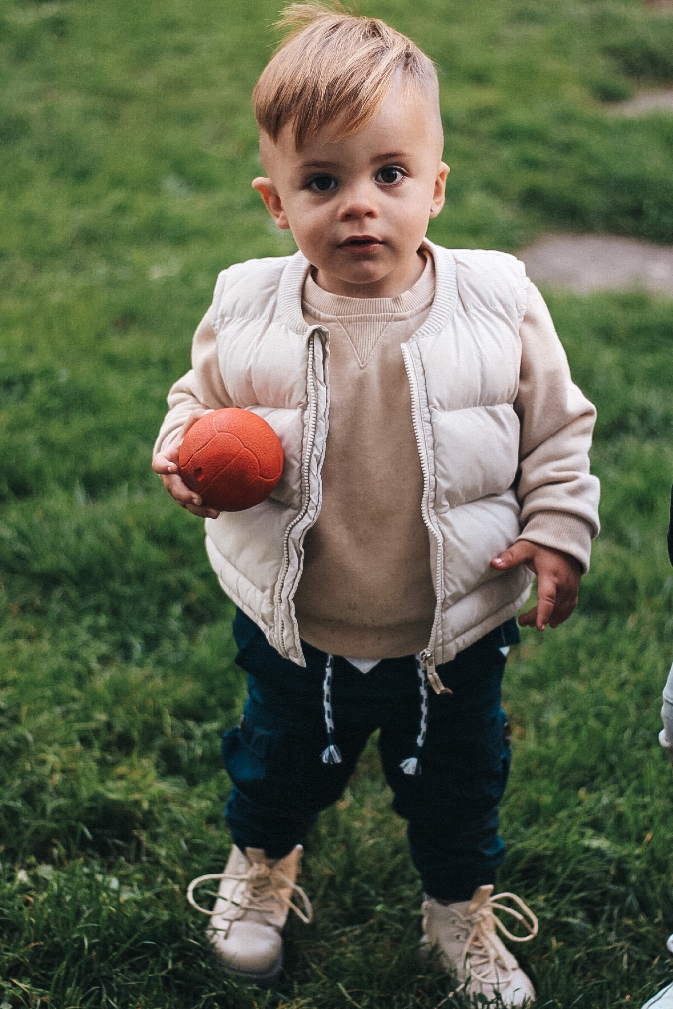 Folgen Sie ihm auf Instagram für mehr Outfit-Details @mailo.leandro

Alter auf dem Foto: 20M

Babyboystyke, Baby-Outfit, süße Baby-Kleidung, Herbst-Baby, Baby-Mode

#LTKkids #LTKFind #LTKbaby
