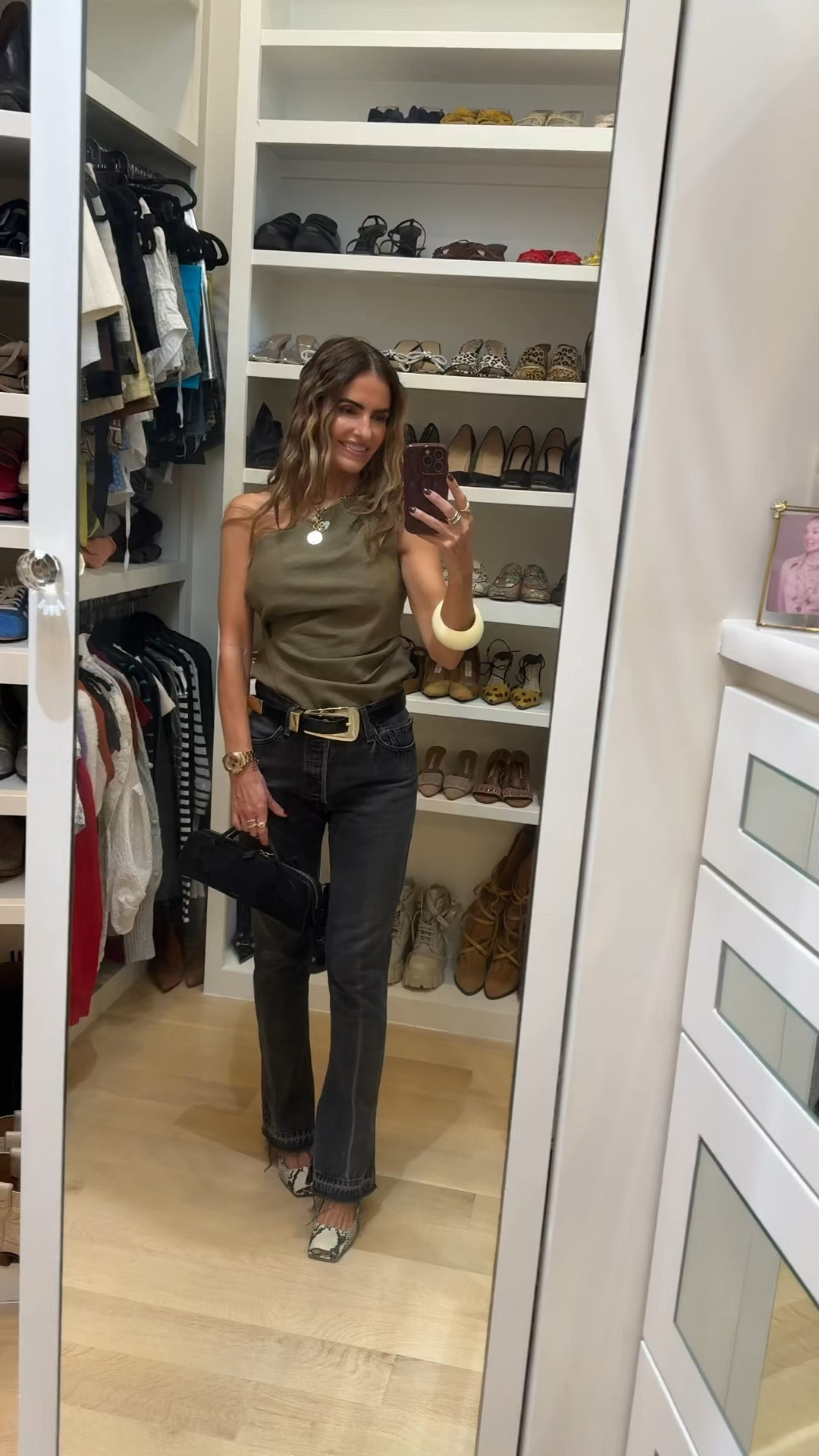 friday fam fun night off to dinner for smu parents weekend @parkhousedallas with the hawaiians 

shop this gorg look for your next gno or date night: chic blouse, vintage levi’s, snakeskin heels, bag & bracelet too! 

#LTKItBag #LTKWorkwear #LTKStyleTip