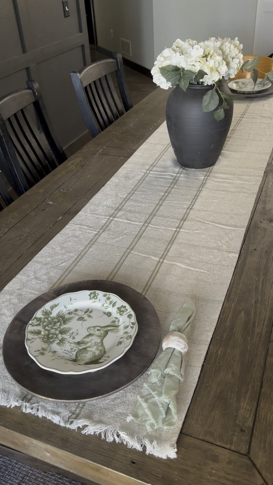 Fell in love with these Easter plates I found at TJ Maxx! Couldn’t find them on a their site but linked others from eBay! #easterdecor

#LTKSeasonal #LTKfindsunder50 #LTKhome