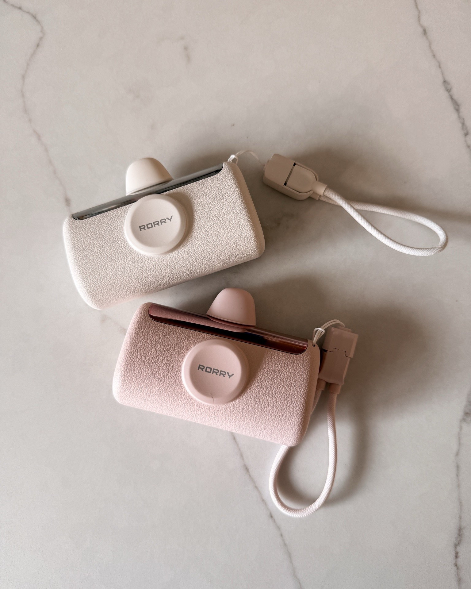 The cutest Amazon portable charger with a built in USB cord! 🙌🏼

#LTKMothersDay