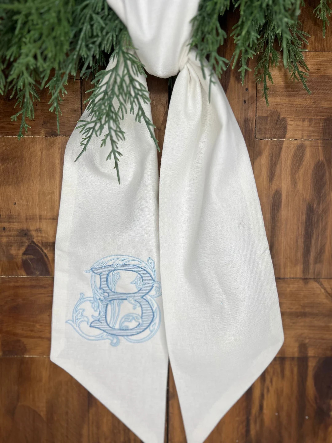 Monogram Wreath Sash - Etsy | Etsy (US)