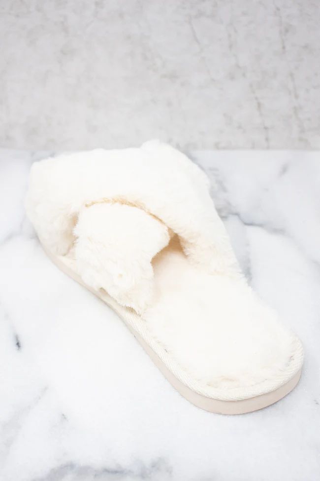 Dreaming Of Winter Cream Fuzzy Slippers DOORBUSTER | The Pink Lily Boutique