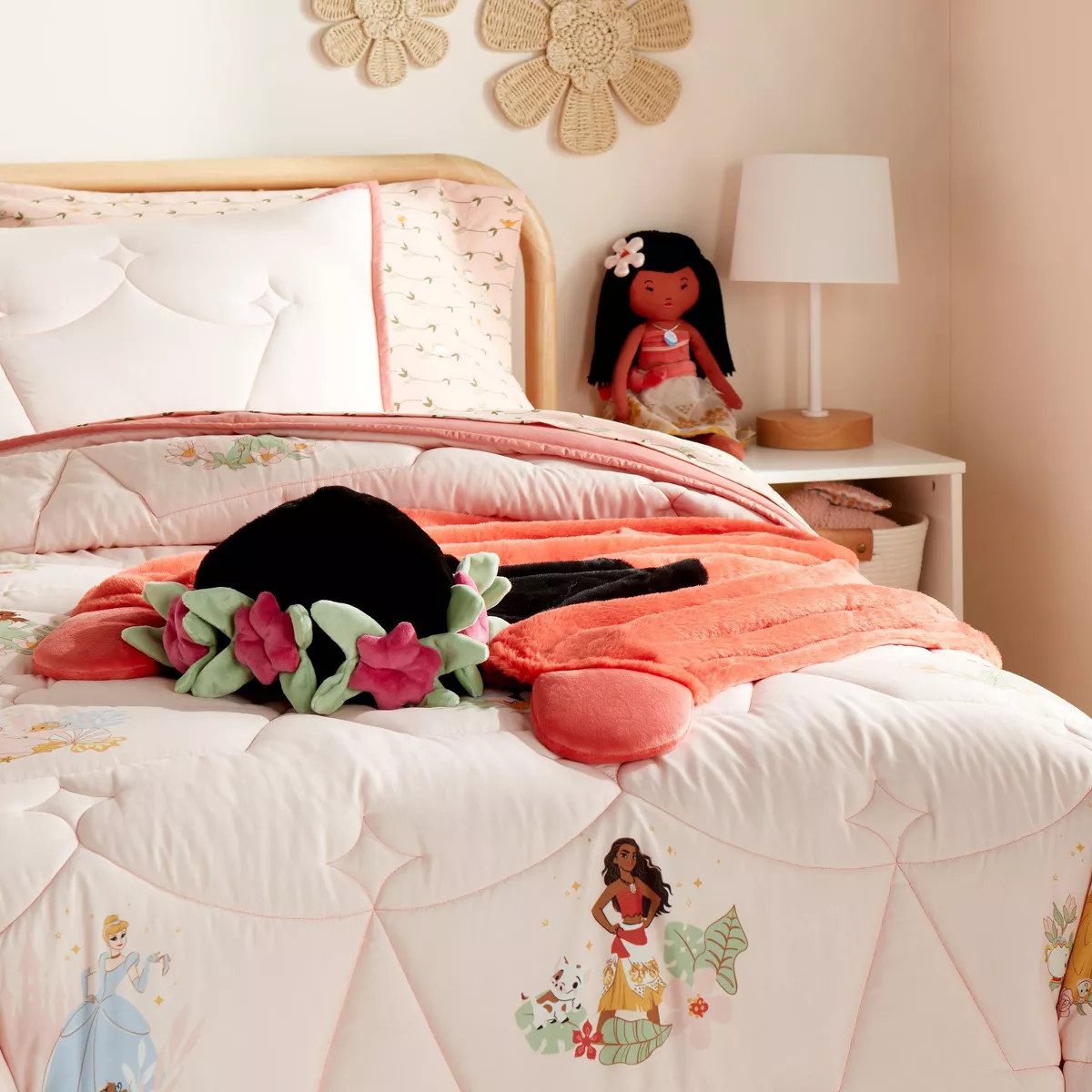 Princess Moana Kids' Hooded Blanket - The Disney Collection by Pillowfort™ | Target