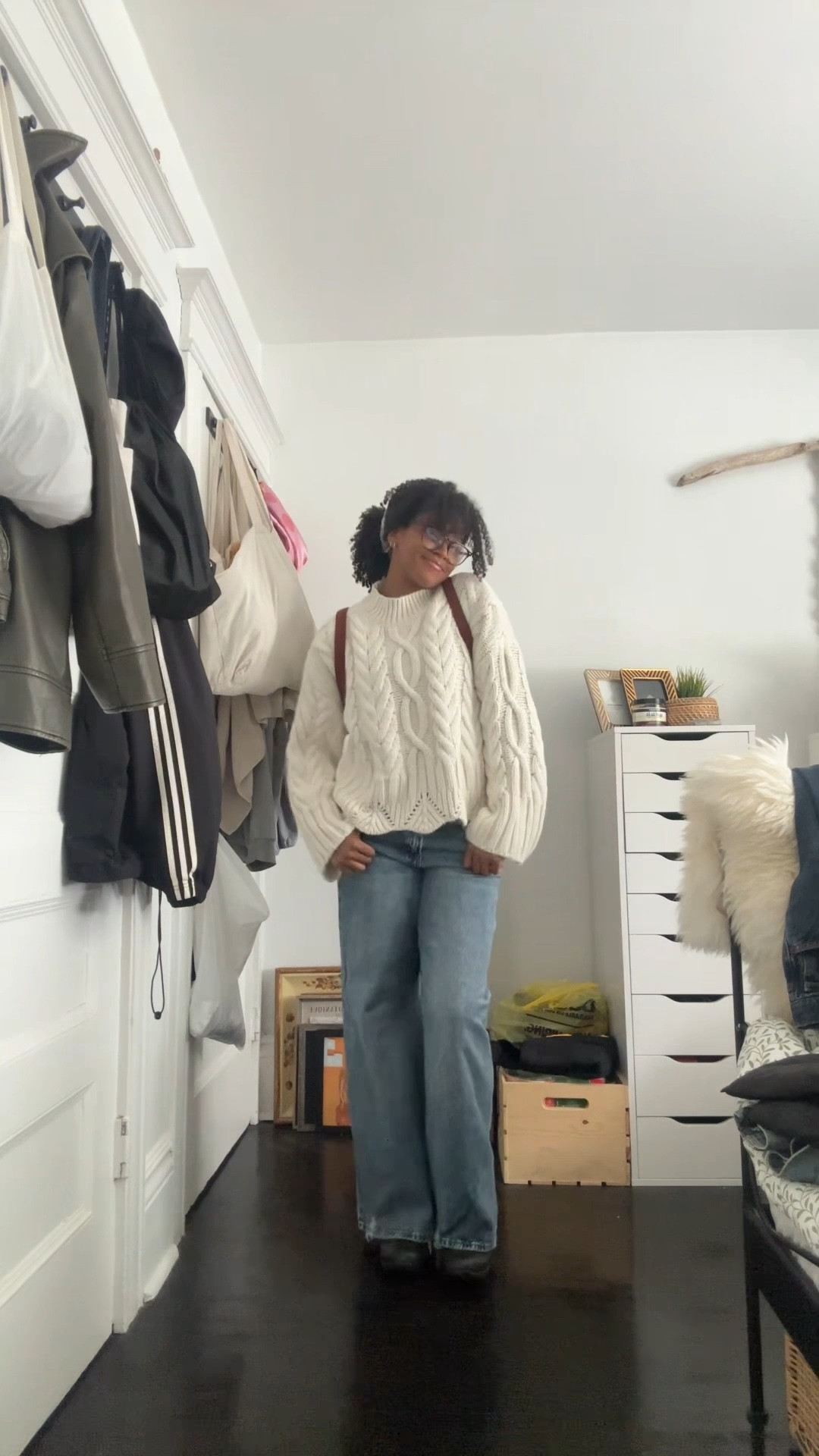 Layered, cozy, and ready for coffee runs & bookstore wandering ☕️📖
#LTKFinds #FallOutfit #CityCozy #DailyStyle #LTKDiscover

#LTKfall #LTKmodest #LTKjeans