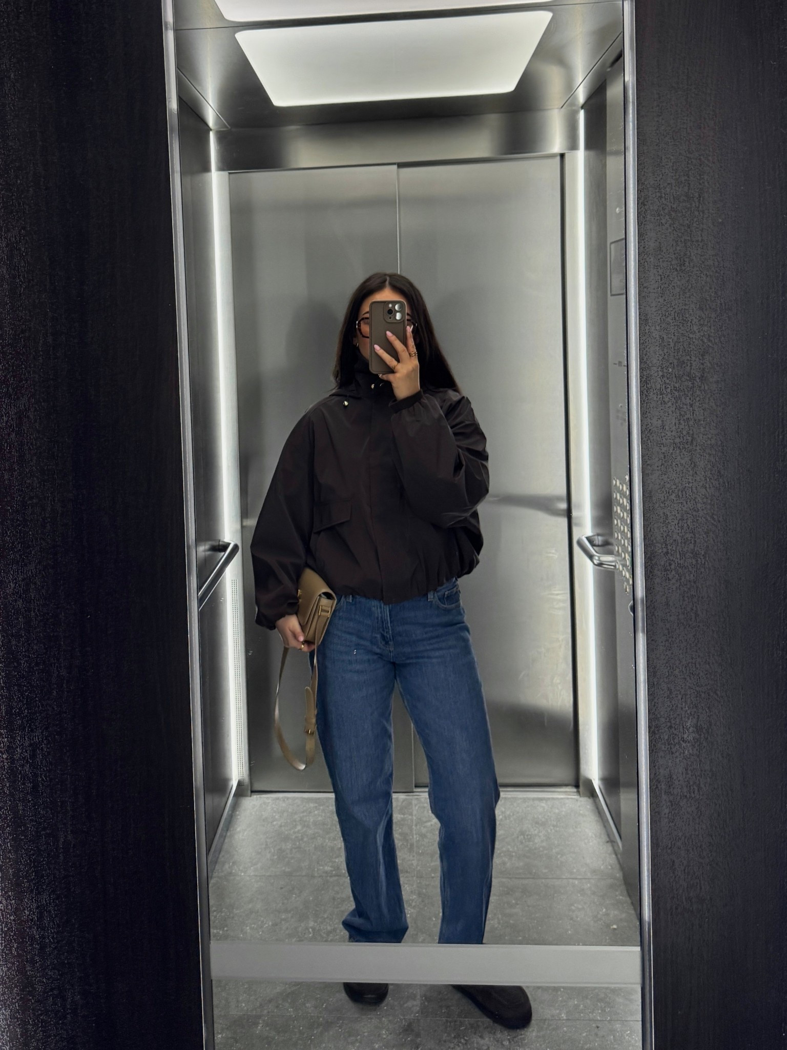 Found these £16 bargain jeans which are such a good fit!!! I’m wearing a size 10 🤍

Jeans, straight leg jeans, low rise jeans, Zara jacket, Zara parka jacket, hooded jacket, spring jacket, spring outfits, mules, denim jeans

#LTKuk #LTKjeans #LTKspring