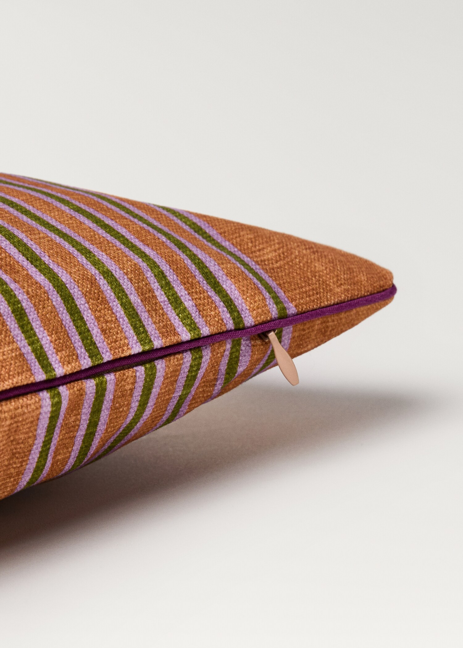 Multi-colored cushion cover with contrasting trim 30x50 cm - Home | MANGO USA | Mango (US/MX/AU)