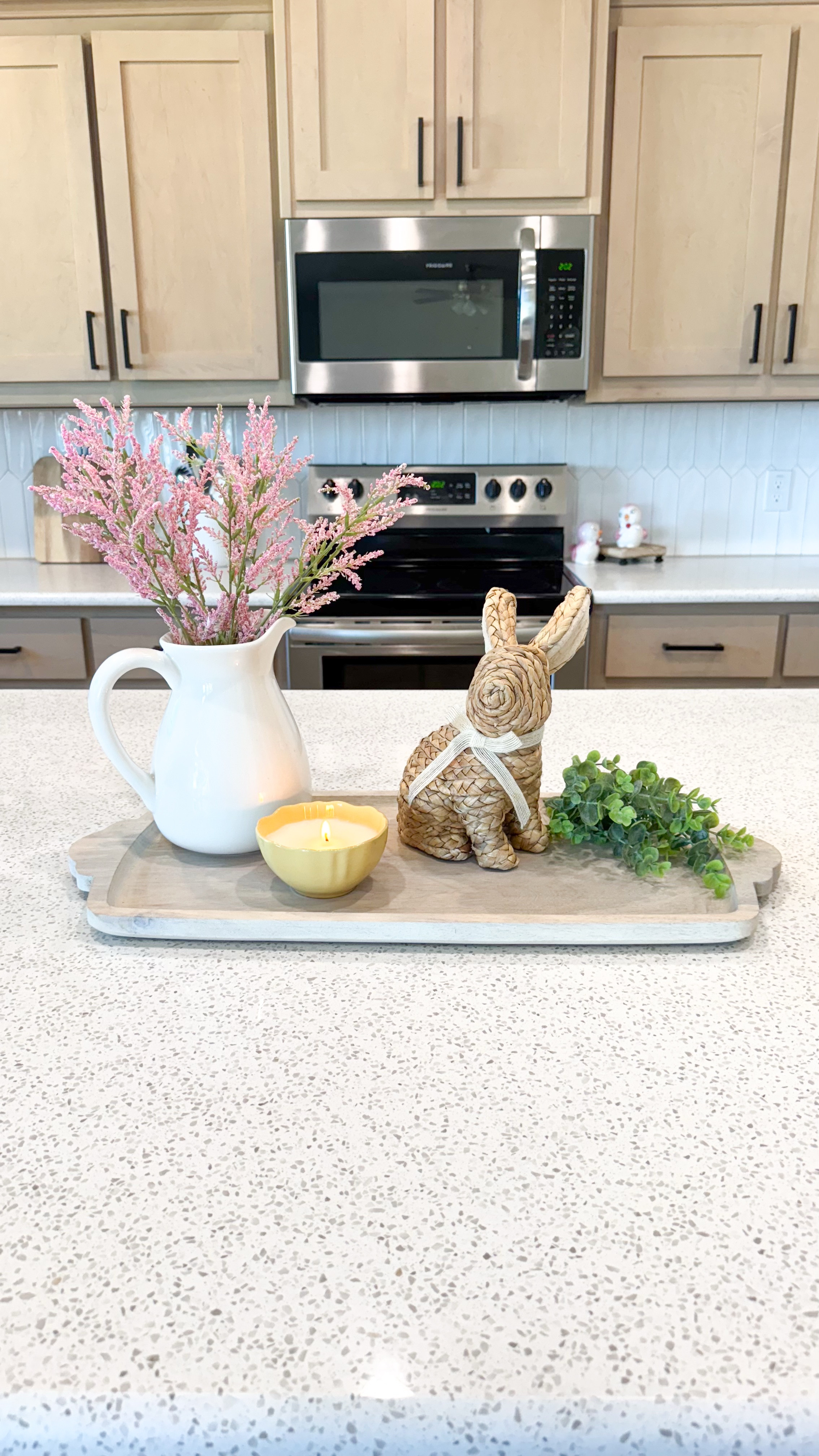 Spring is here. I love the little bunny. 

Bunny, rattan bunny, moss, candles, hearthandhome, vase

#LTKHome #LTKSeasonal #LTKWatchNow