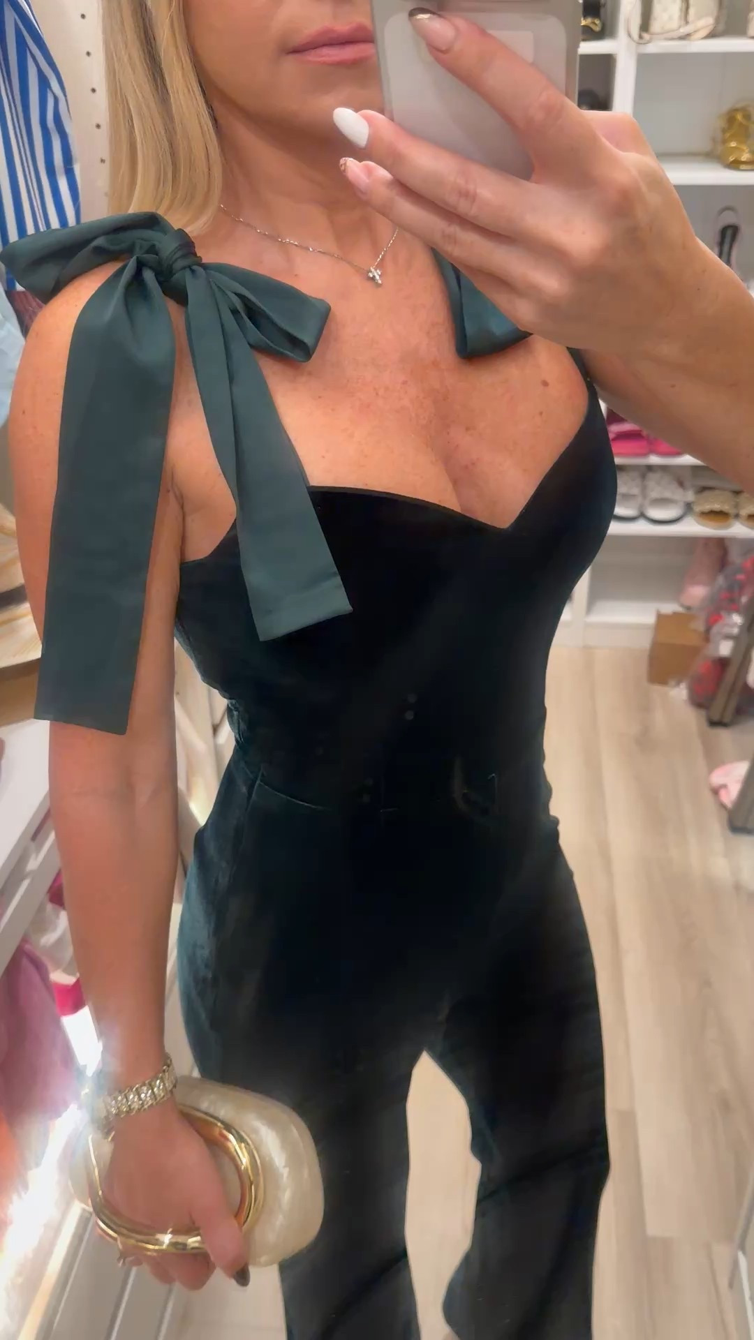 Super cute and oh so comfortable Velvet Shoulder Tie Jumpsuit. Perfect for Christmas holidays party outfit party. Comes in other colors. Perfect length for 5’6

#LTKHoliday #LTKFindsUnder50 #LTKFindsUnder100