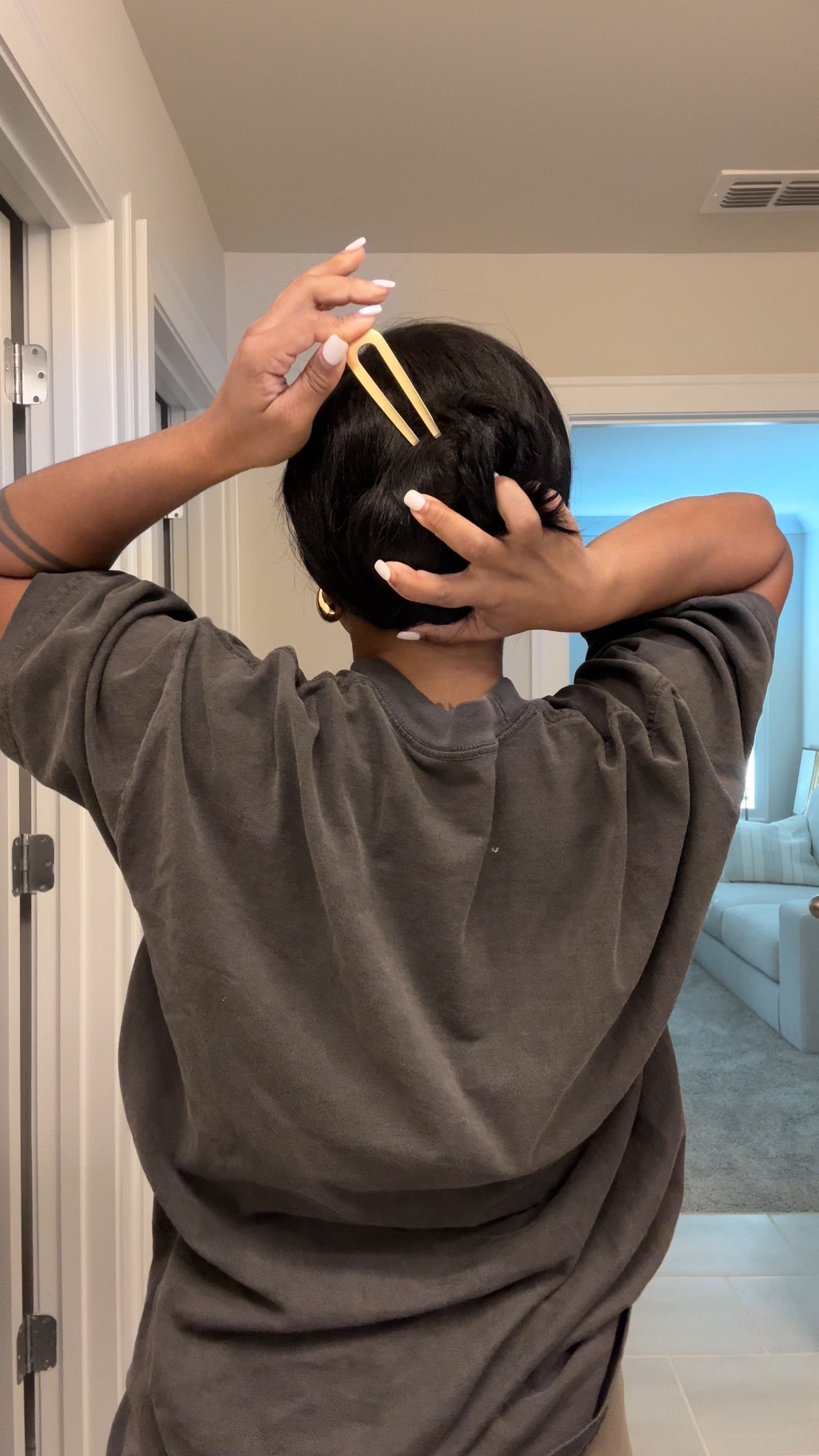 My favorite chignon hair clip 

#LTKFindsUnder50 #LTKVideo #LTKStyleTip