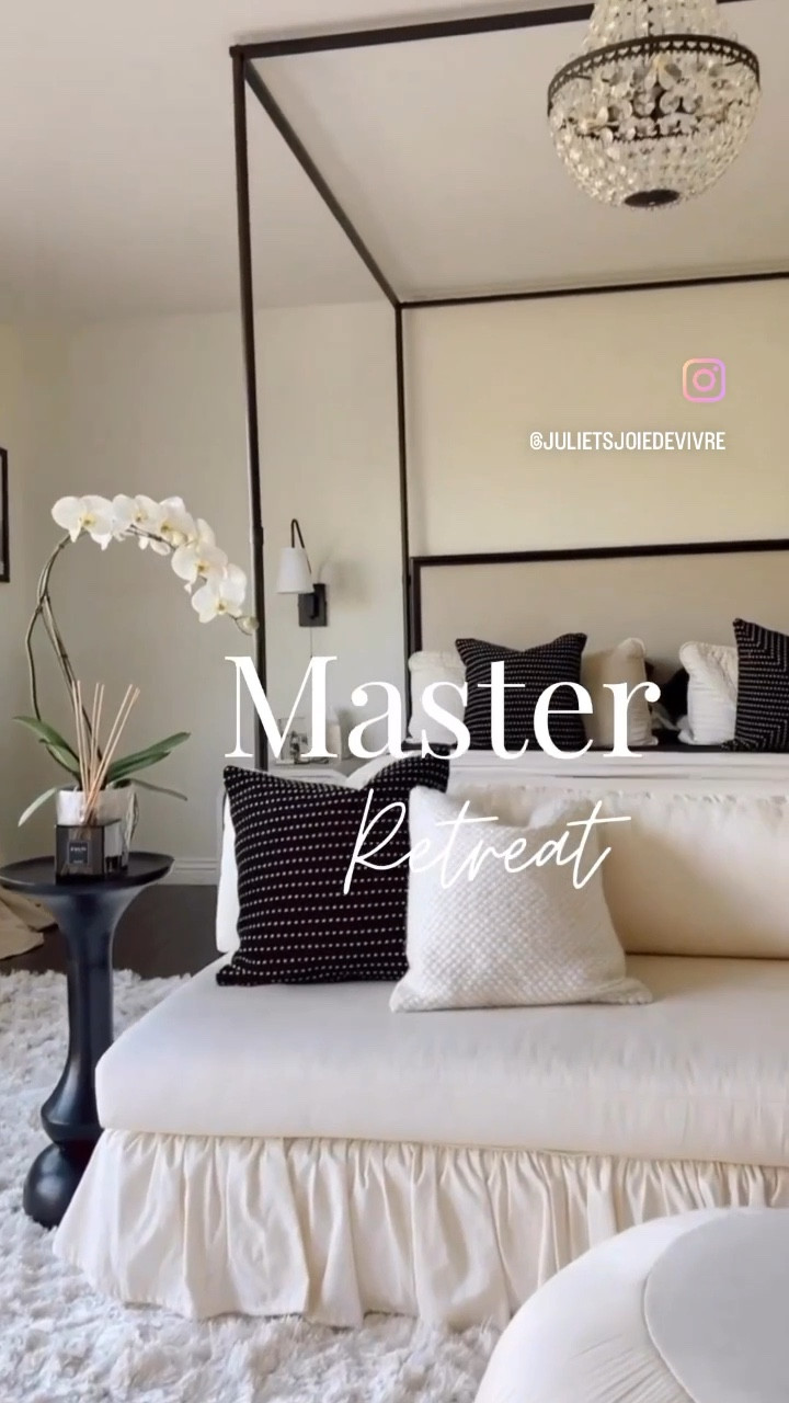 Classic & timeless bedroom 🤍


#bedroomstylw #canopybed #RHstyle #RH #modernbedroom #anthropologiemirror #bedroominspo #neutralbedroom

#LTKhome