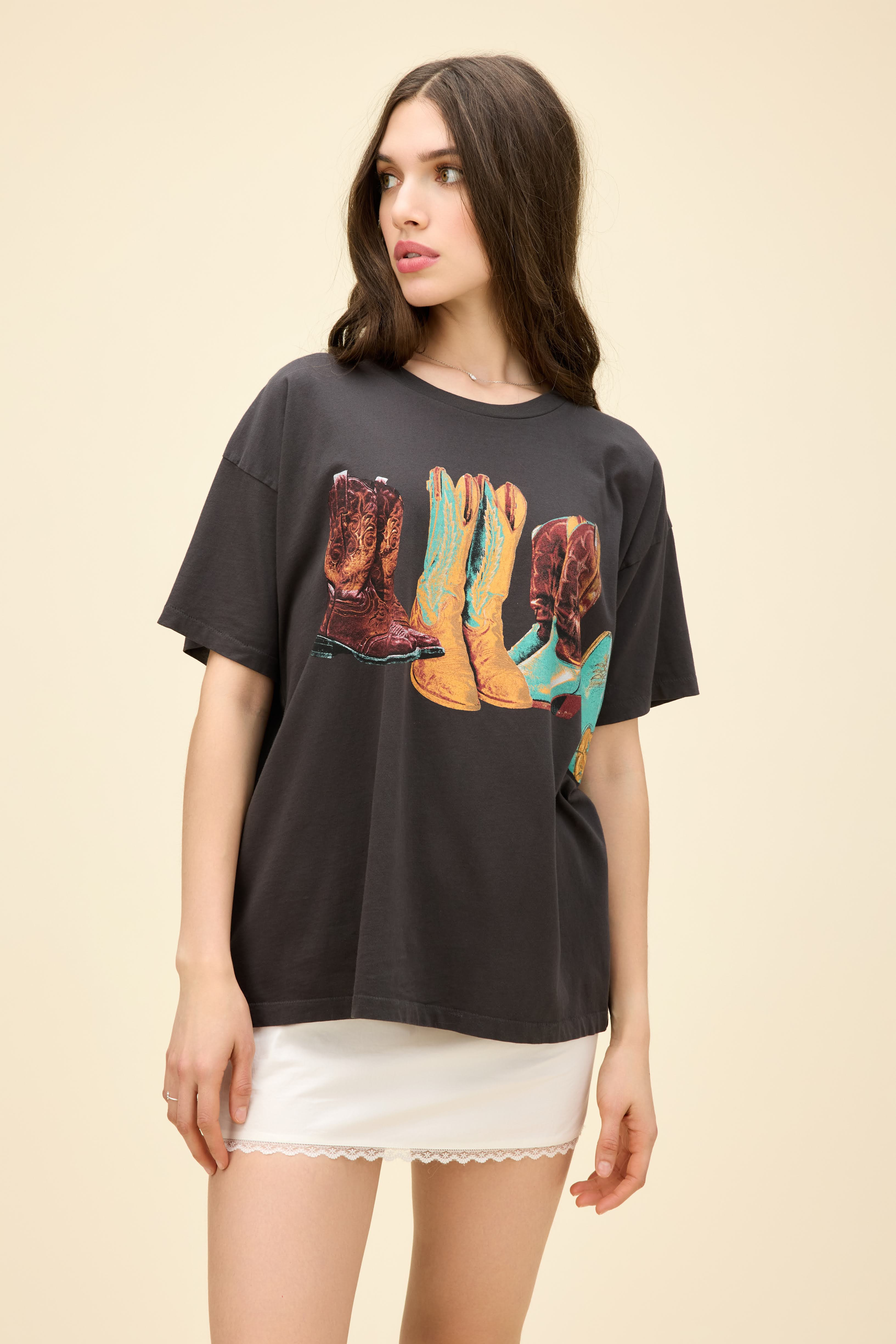Kick Off Your Boots Merch Tee | Daydreamer
