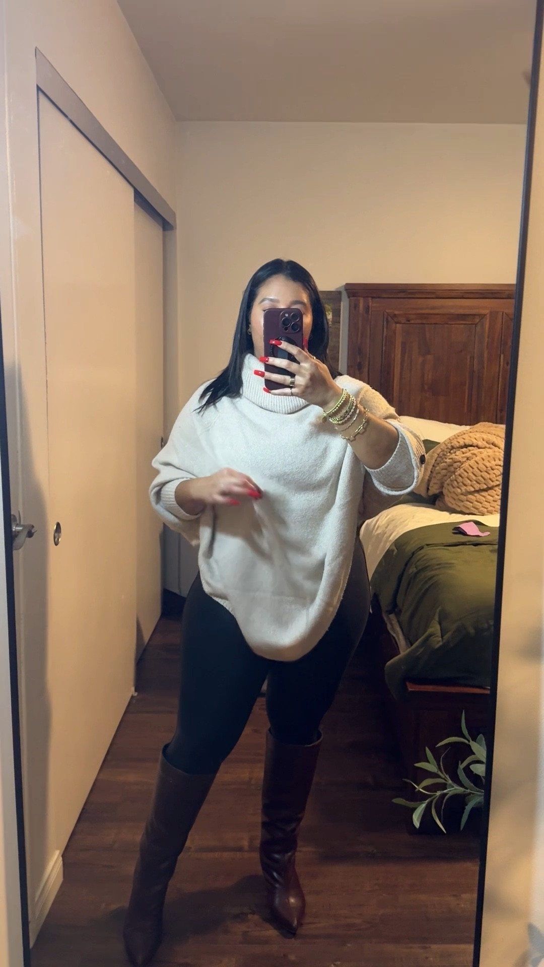 I love this asymmetrical cable knit sweater from BLOOMCHIC. It’s so comfy and tummy friendly. And it’s perfect for an easy holiday outfit that is still out together 

Sweater- 10/m- runs tts / amazing quality / super comfortable 
Leggings- large / great tummy control / squat proof 
Leather boots - 8.5/ tts / super comfy (wore these on thanksgiving as well)

Holiday outfit
Date night outfit 
Curvy fashion 
Midsize outfits 
New Year’s Eve outfit 
Christmas outfit 
Tummy friendly outfit 


#LTKHoliday #LTKootd #LTKMidsize

#LTKHoliday #LTKMidsize #LTKootd