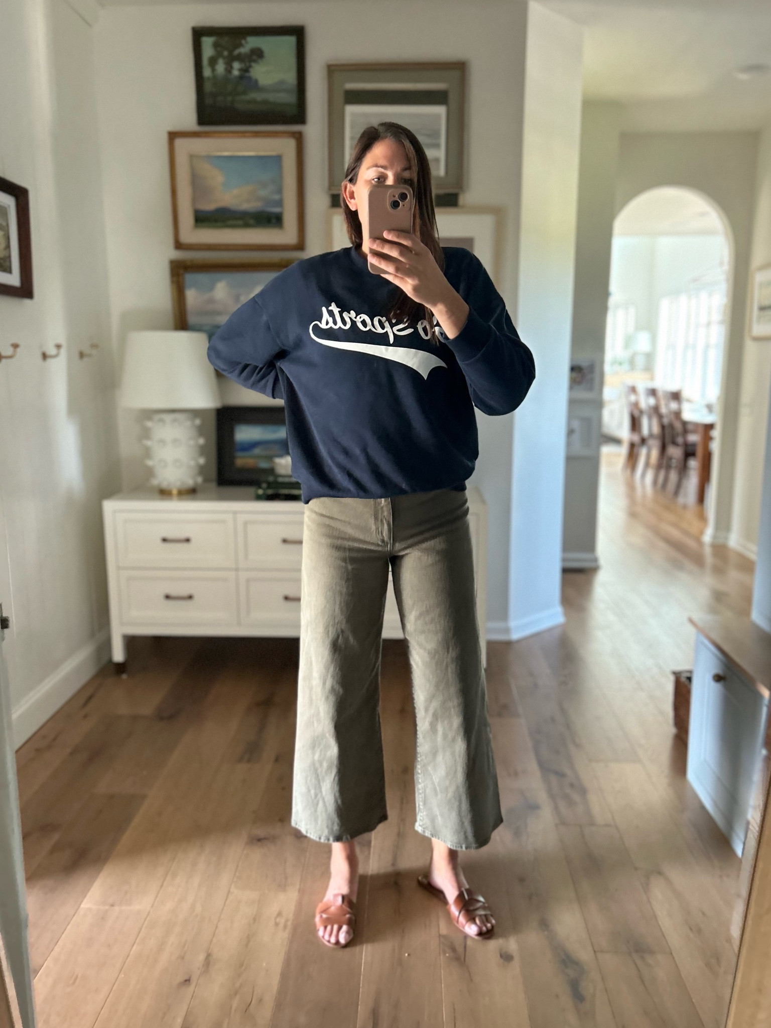 The best fall colored jeans for only $22 

#LTKFindsUnder50 #LTKOver40 #LTKSeasonal