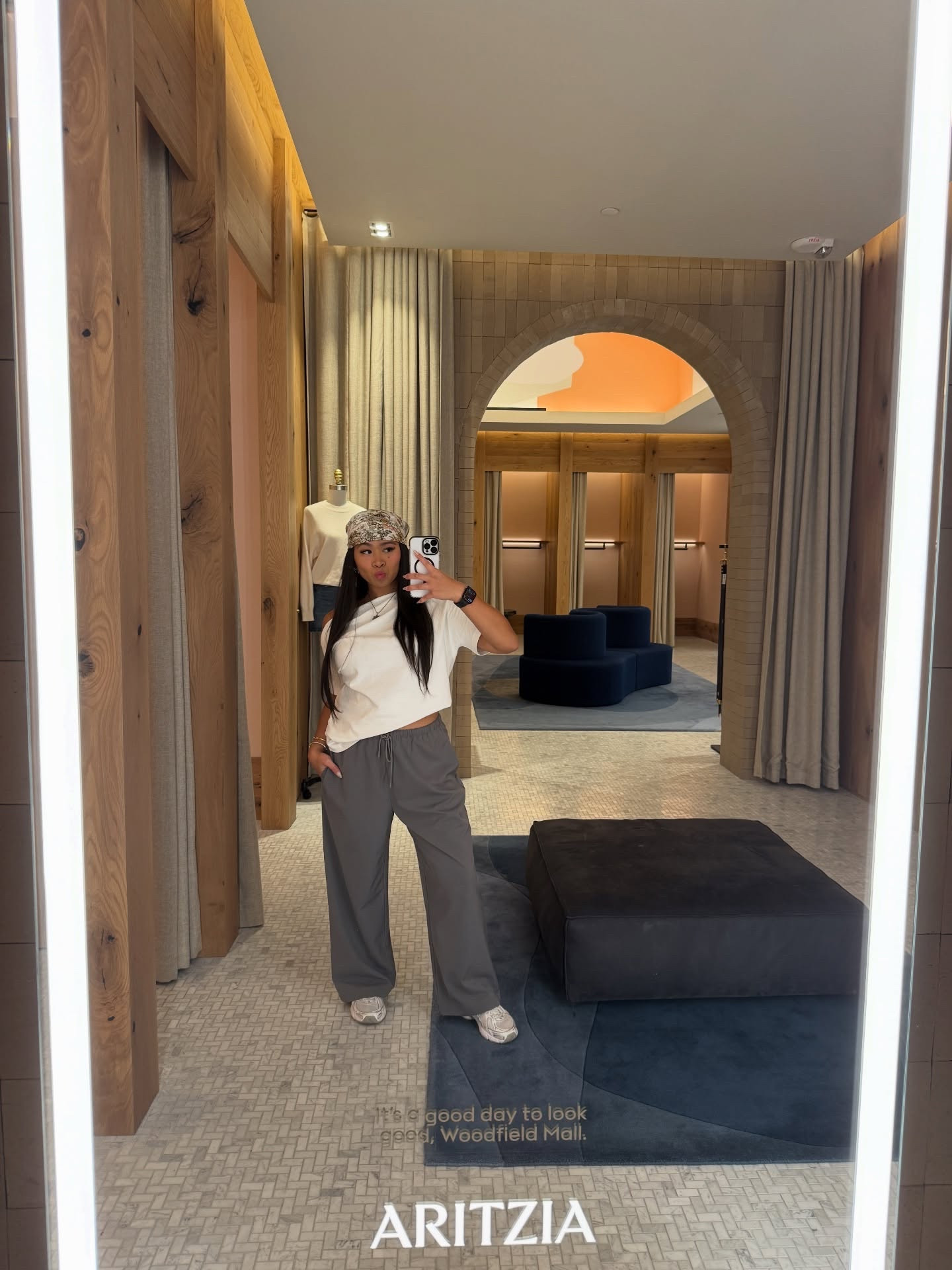 NovemberFitPic | 🦃🍂🪟💨🍎🛏️😘🍁🪾🧸

#LTKU #LTKootd #LTKPetite