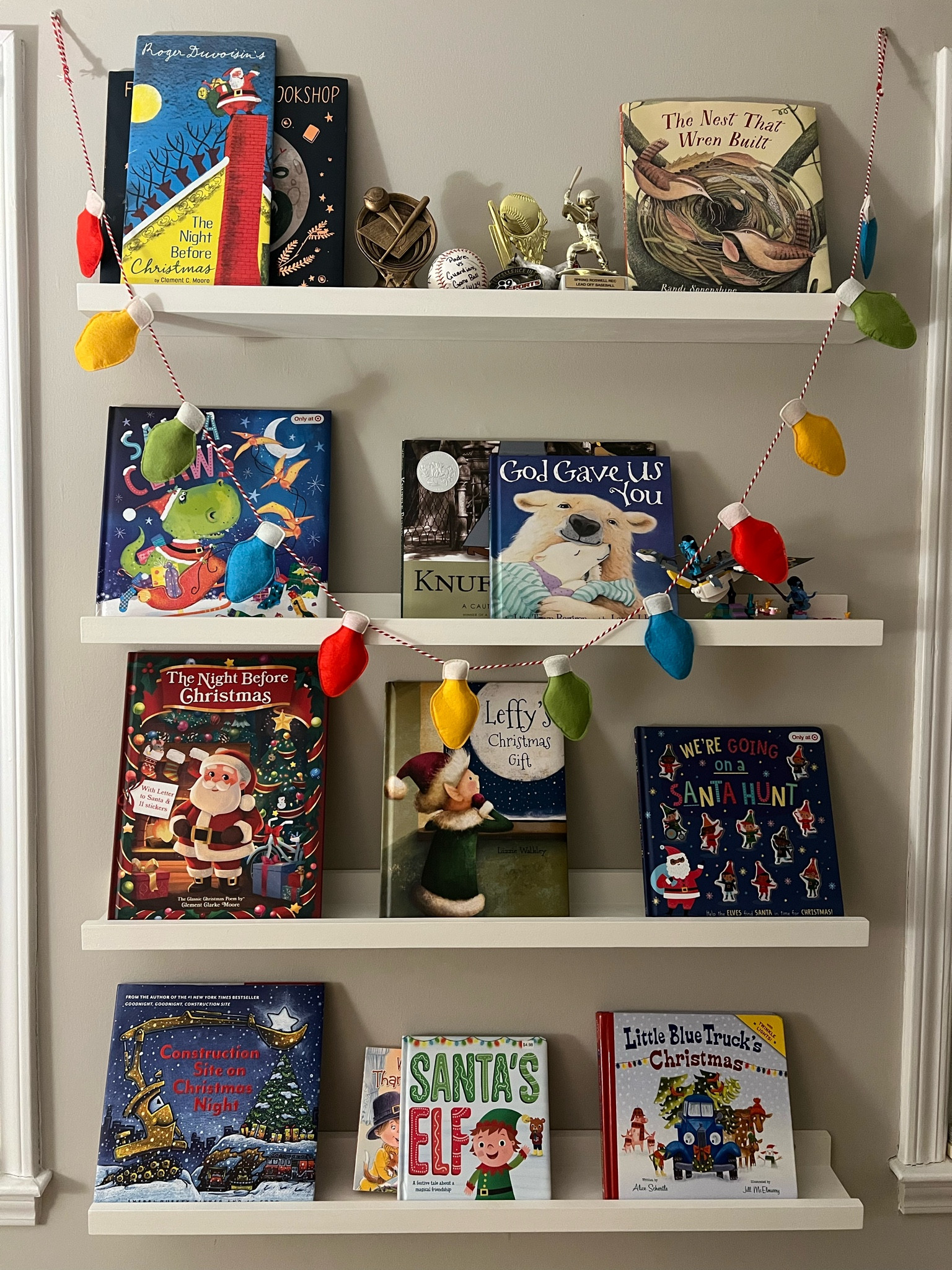 Book Shelf Felt Garland 

#LTKKids #LTKHome #LTKHoliday