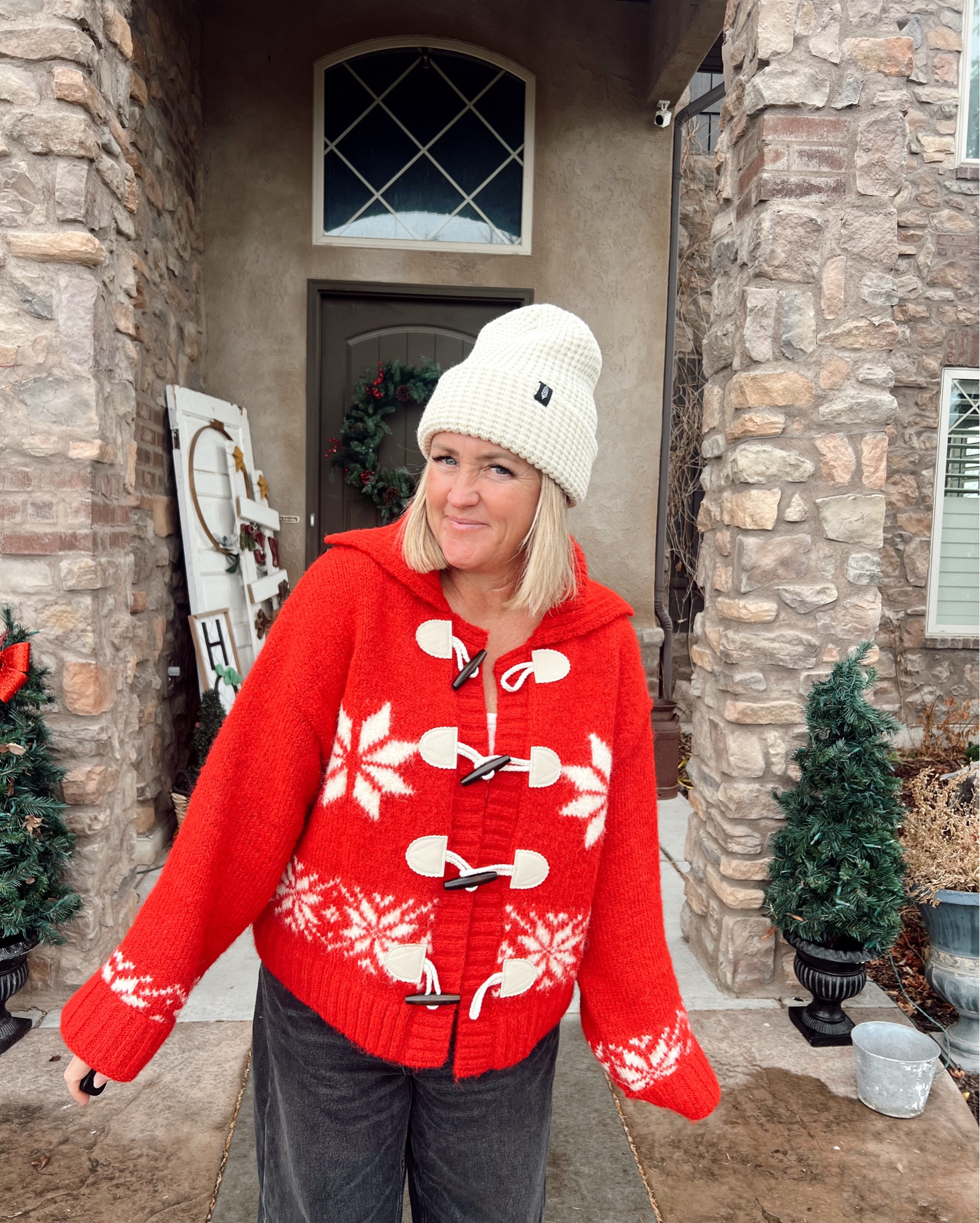 1️⃣4️⃣❄️winter ready looks to try NOW! linked as may as possible!
.
➡️cooler temps for cooler weather!  links below or dm @makeaprettylife for sweaters not linked! 
.
#winterlooks #winterstyle #winterfleece #momstyle #momlife #beanie #sweaters #freepeople

#LTKSeasonal #LTKmomlife #LTKOver40