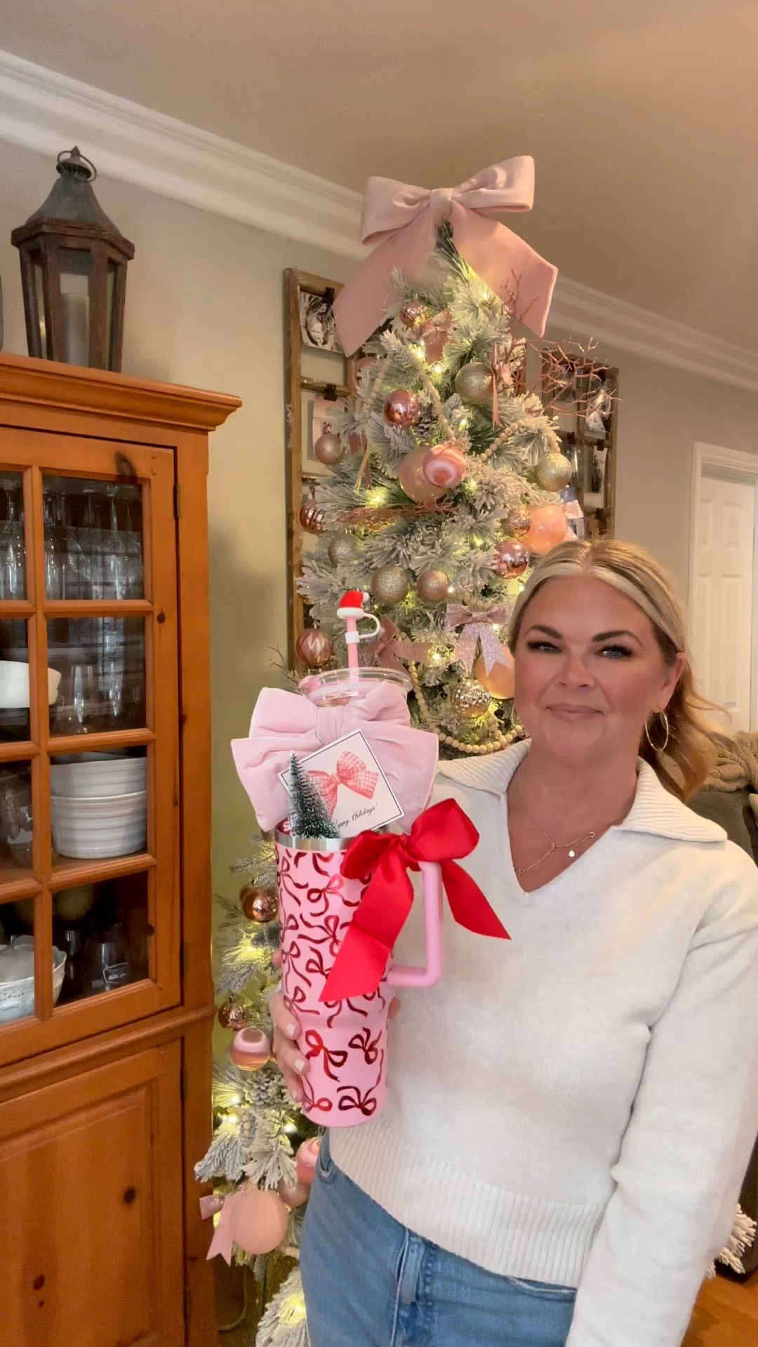 This tumbler is just adorable & filled with Holiday fun it’s perfection!🎄🎀

#LTKGiftGuide #LTKSeasonal #LTKHoliday