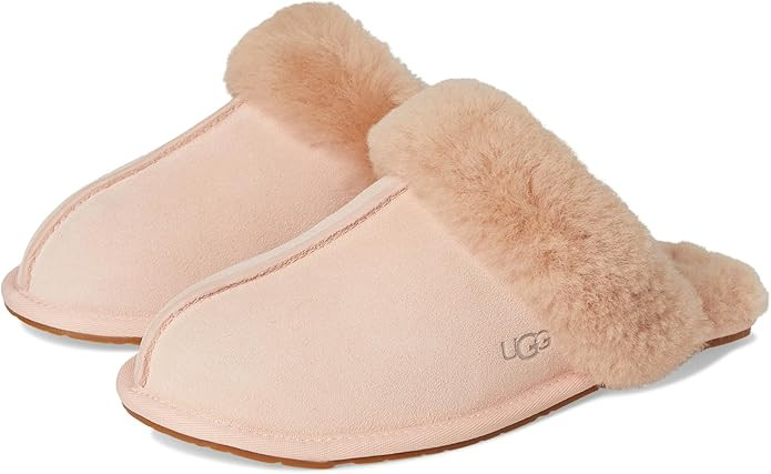 UGG Women's Scuffette II Slipper | Amazon (US)