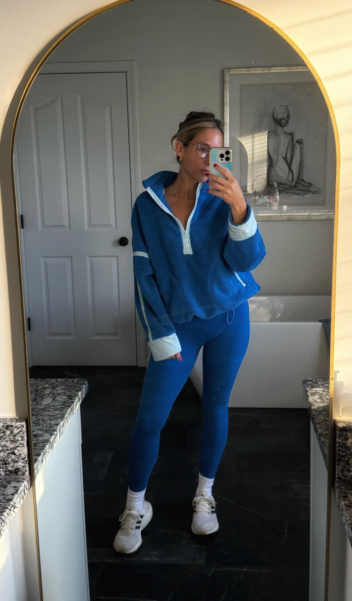 Serving cozy energy only 💙✨
Matching the vibes, not the weather.

#OOTD #GRWM #CozyAesthetic #AthleisureStyle #WinterFits #MirrorFit #CasualChic

#LTKmomlife #LTKFindsUnder50 #LTKgrwm
