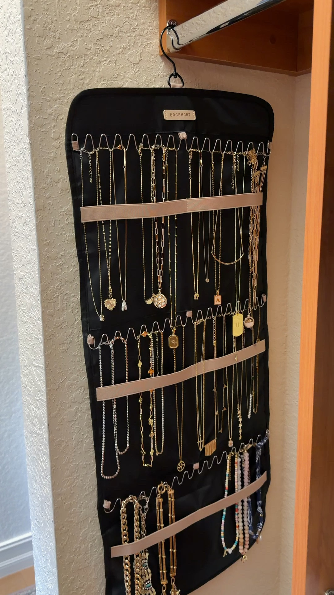 Such a smart space saving Jewlery organizer 

#LTKHome