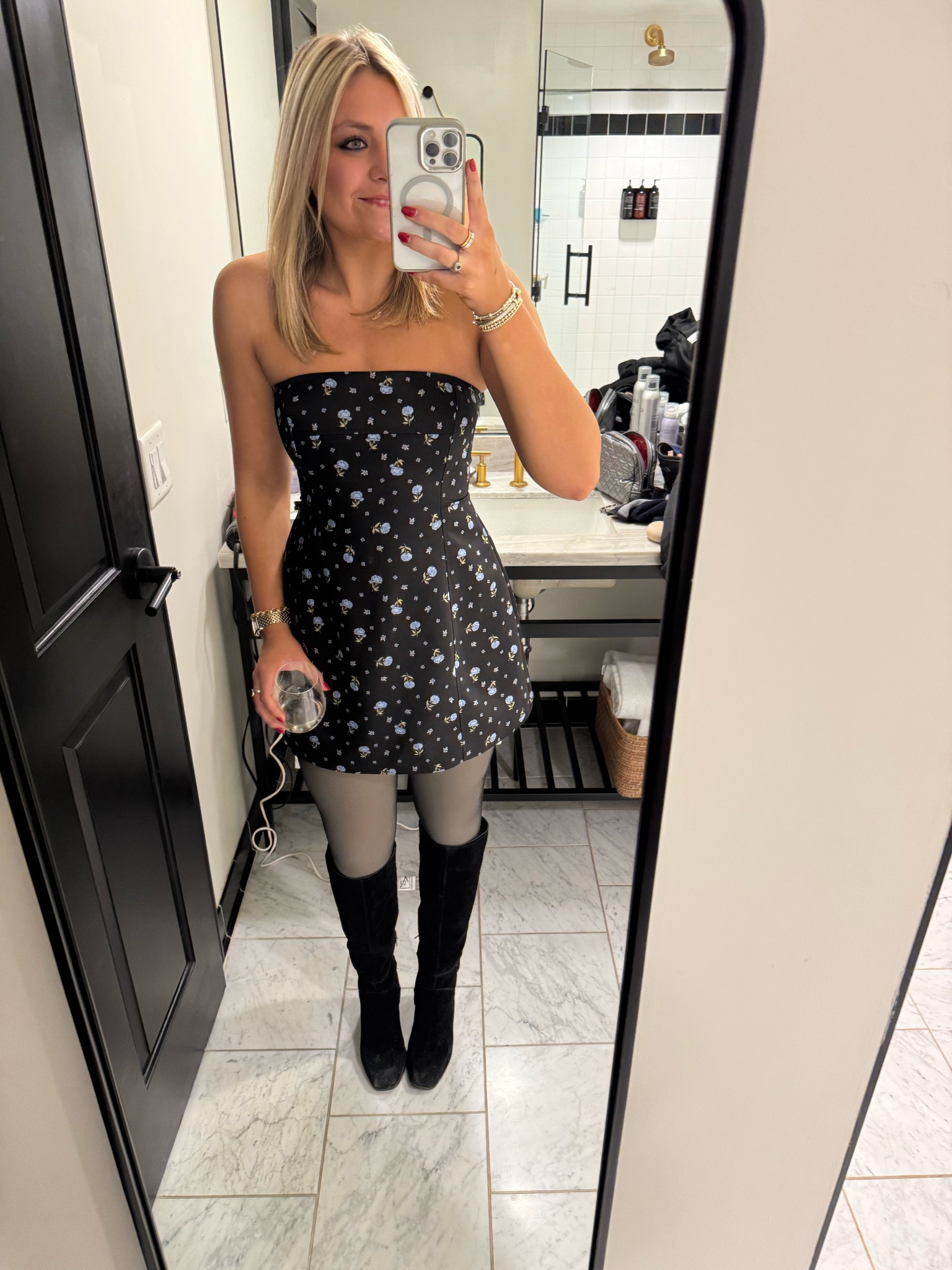 Night out fit 🖤 
Dress rented from RTR!!!

#LTKParties #LTKHoliday #LTKFindsUnder100