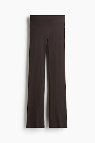 H & M - Ausgestellte Yoga-Leggings mit SoftMove Lycra - Braun - Sportswear | H&M (DE, AT, CH, NL, FI)