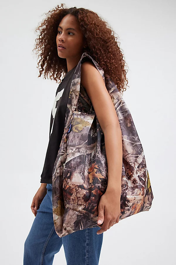 BAGGU Big Baggu Reusable Tote Bag in Photo Forest at Urban Outfitters | Urban Outfitters (US and RoW)