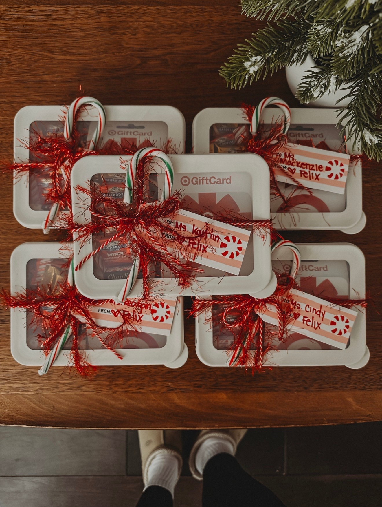 Gift Idea 🎁 Perfect for Teachers, Co-workers, Friends, etc. 

#giftguide #teachergifts #gifts #gifting #easygofts #christmasgifts

#LTKHoliday #LTKSeasonal #LTKGiftGuide