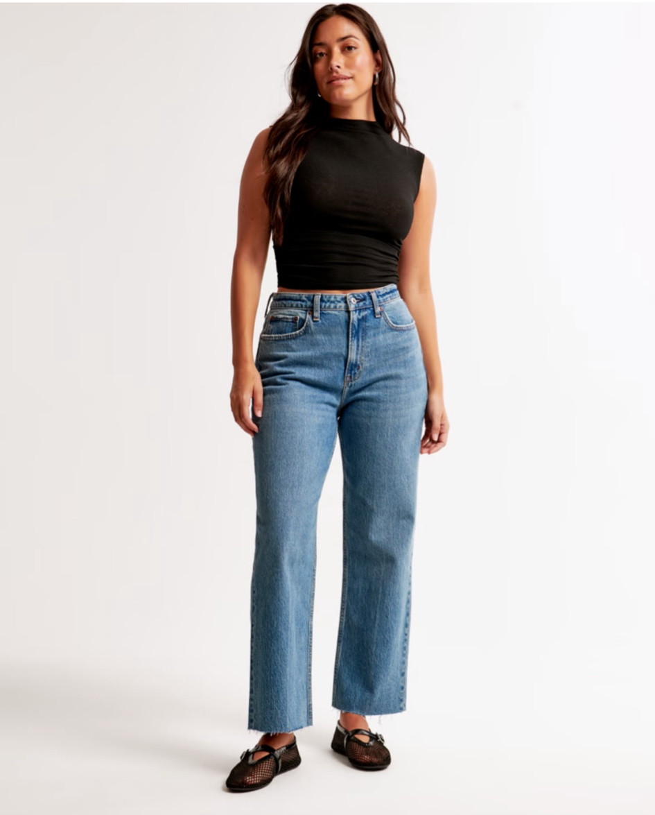 Jeans on sale 🤍

#LTKSaleAlert #LTKSeasonal #LTKFindsUnder100