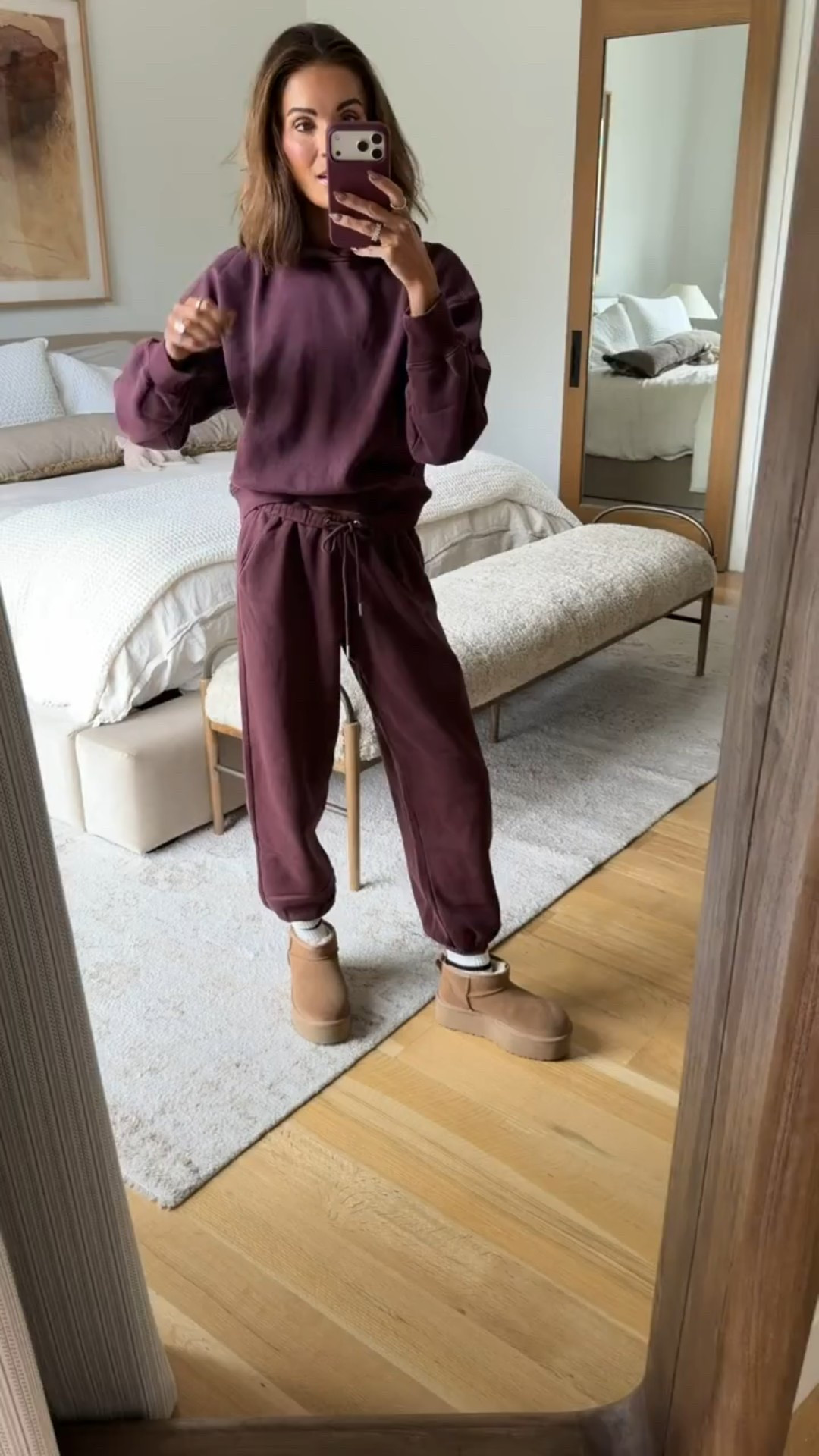 when your fave sweats go on sale 😍😍 so comfortable and great for casual outfit days or just lounging at home! 💗