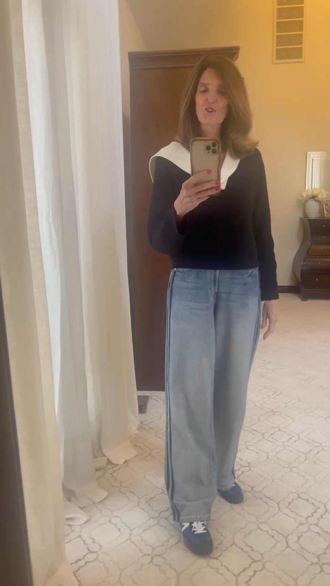 These jeans are from Rag & Bone. I love these jeans there like wearing pajamas. The top is from my favorite store Sezane. And my tennis shoes are from Anthropologie.
 #sezane #anthropologie #ragnbone #mystyle #over60 #over59 #ltkgigismagicalmomenys

#LTKootd #LTKOver40