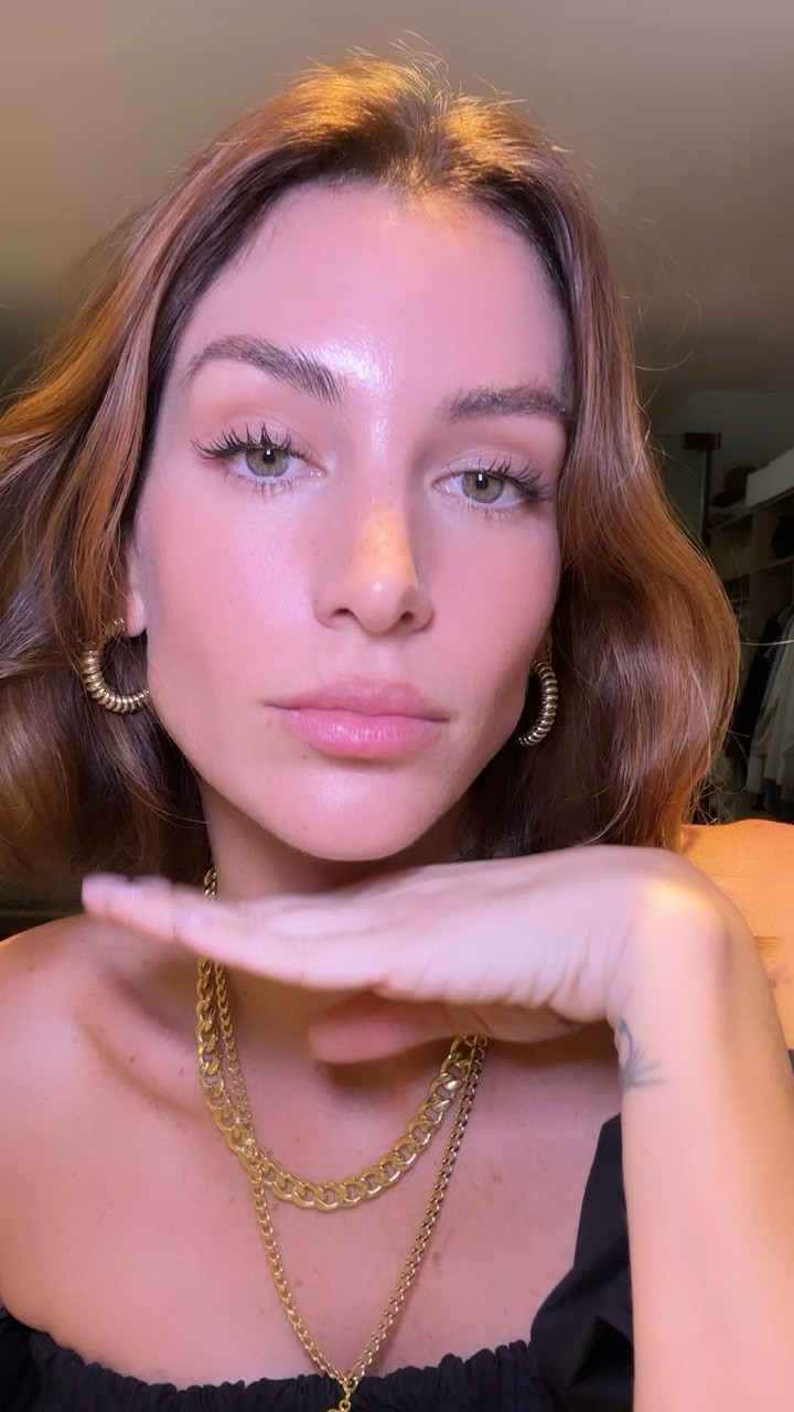 Makeup 💄 

#LTKbeauty #LTKHoliday #LTKGiftGuide