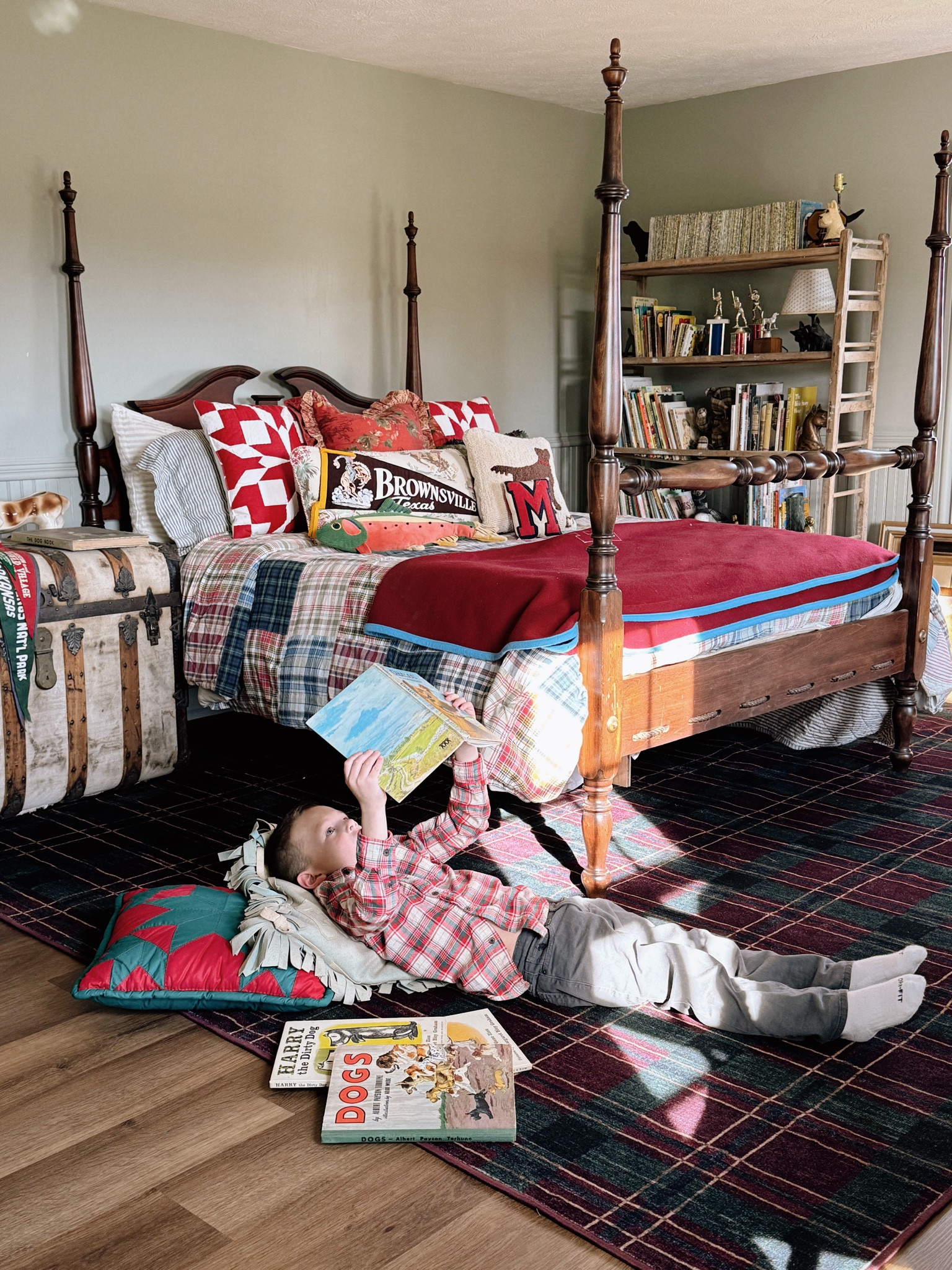 Cozy WASHABLE rug in cope’s room. It’s in their cozy Christmas line, but it’s perfect for a boys room & so much more. This Ruggable rug and more we are considering for our home below: 

#LTKHoliday #LTKSaleAlert #LTKSeasonal