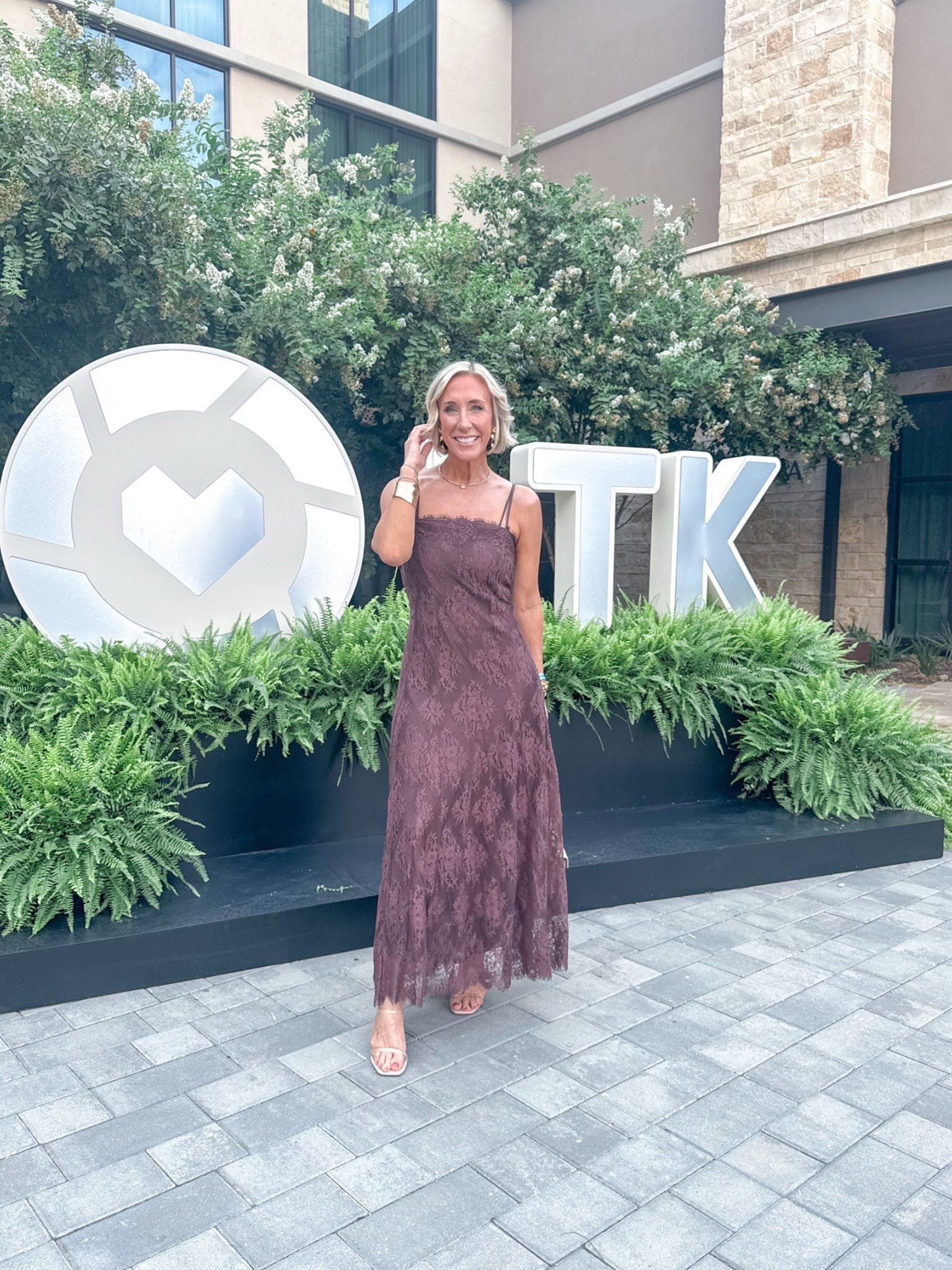 My dress for the welcome party (night 1 LTKCon):
• slip dress w/ lace overlay - size XS. Has built in bra (unfortunately low in stock 😭 - so I linked two other options).
• heels - tts.