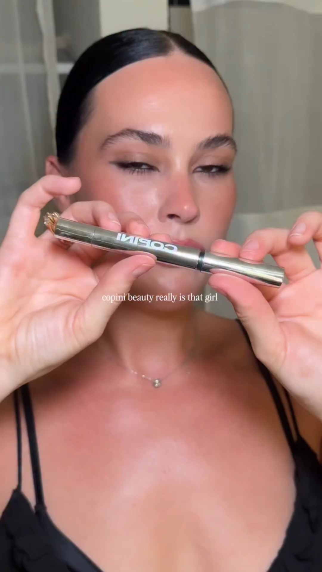 I haven’t been obsessed with a product like this since Rhode’s glazing milk came out so…. and also love supporting other women-owned businesses 🤍🎀

Product:
@copinibeauty Power Play in Shade Crave

#lipliner #copinibeauty #womenownedbusiness #makeup #makeuphacks