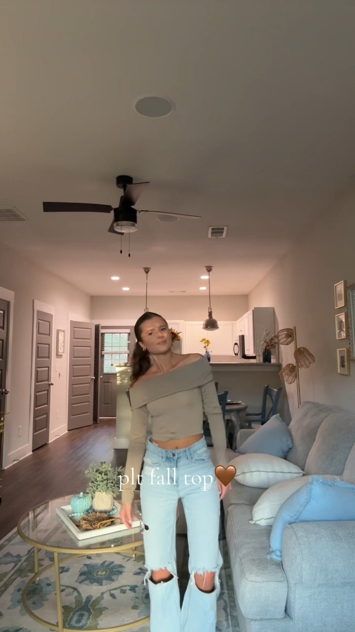 New PLT fall top 🤎

#LTKVideo #LTKStyleTip #LTKSeasonal